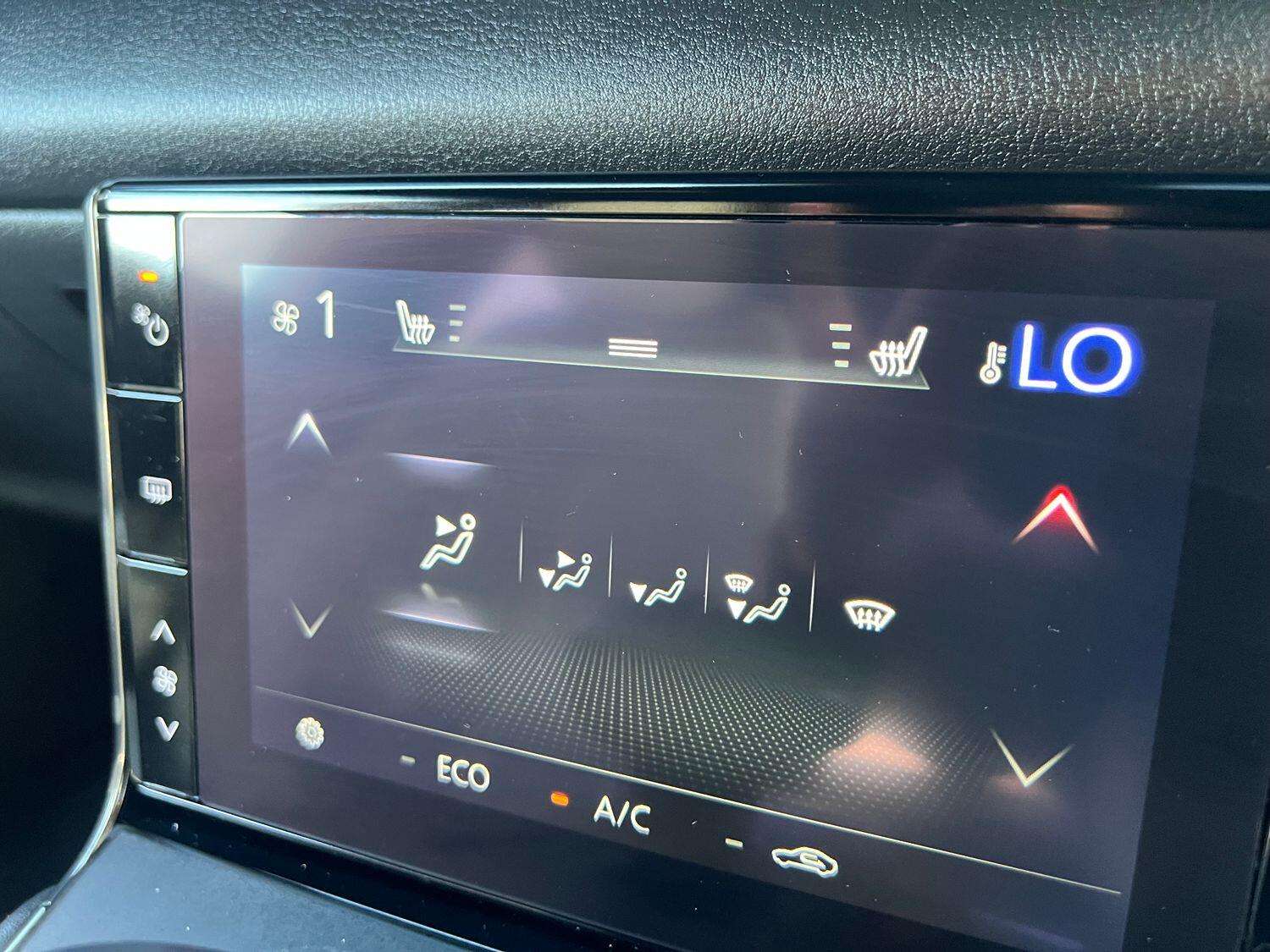 2022 MAZDA MX-30 2022 MAZDA MX-30