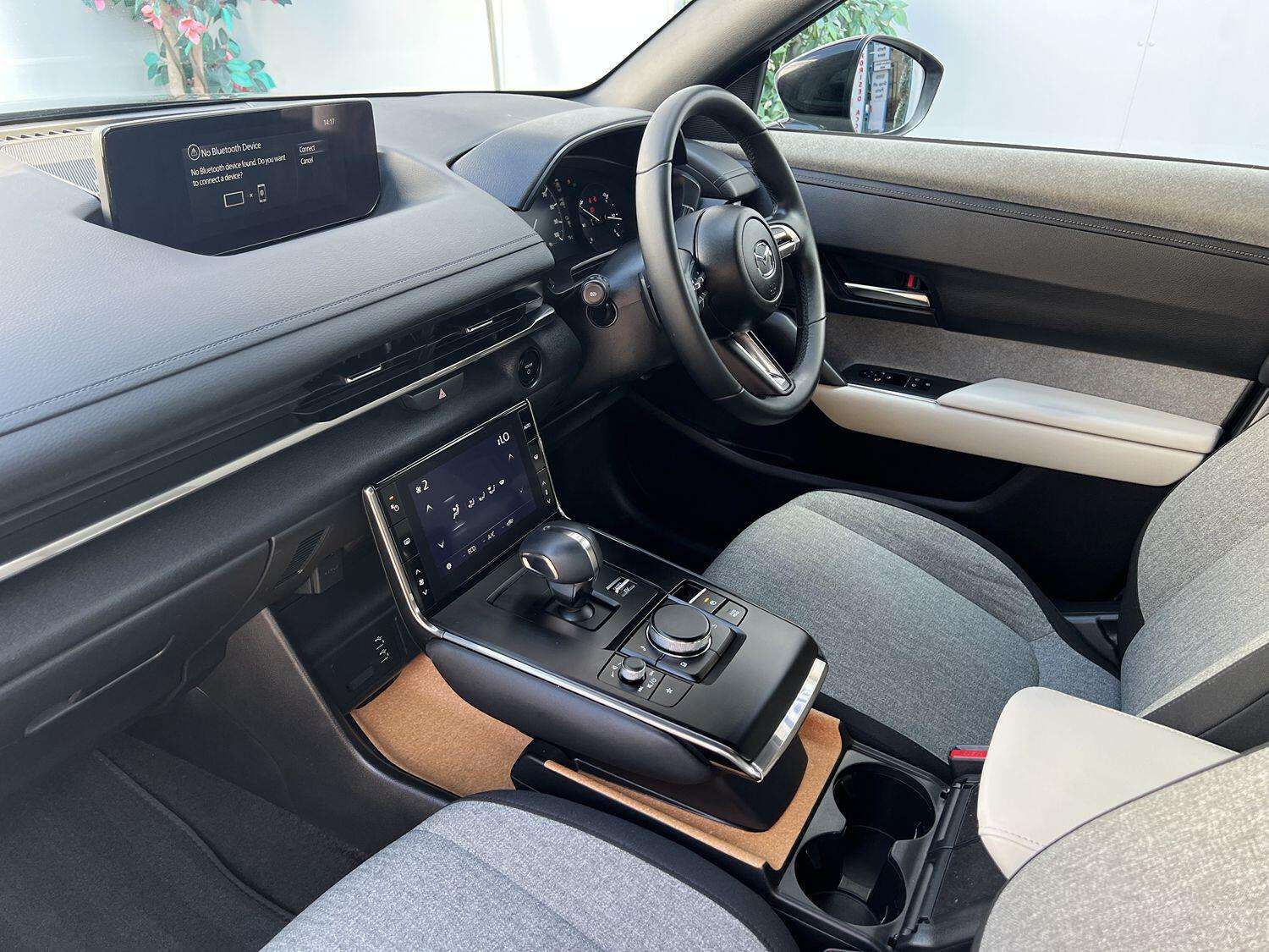 2024 MAZDA MX-30 2024 MAZDA MX-30