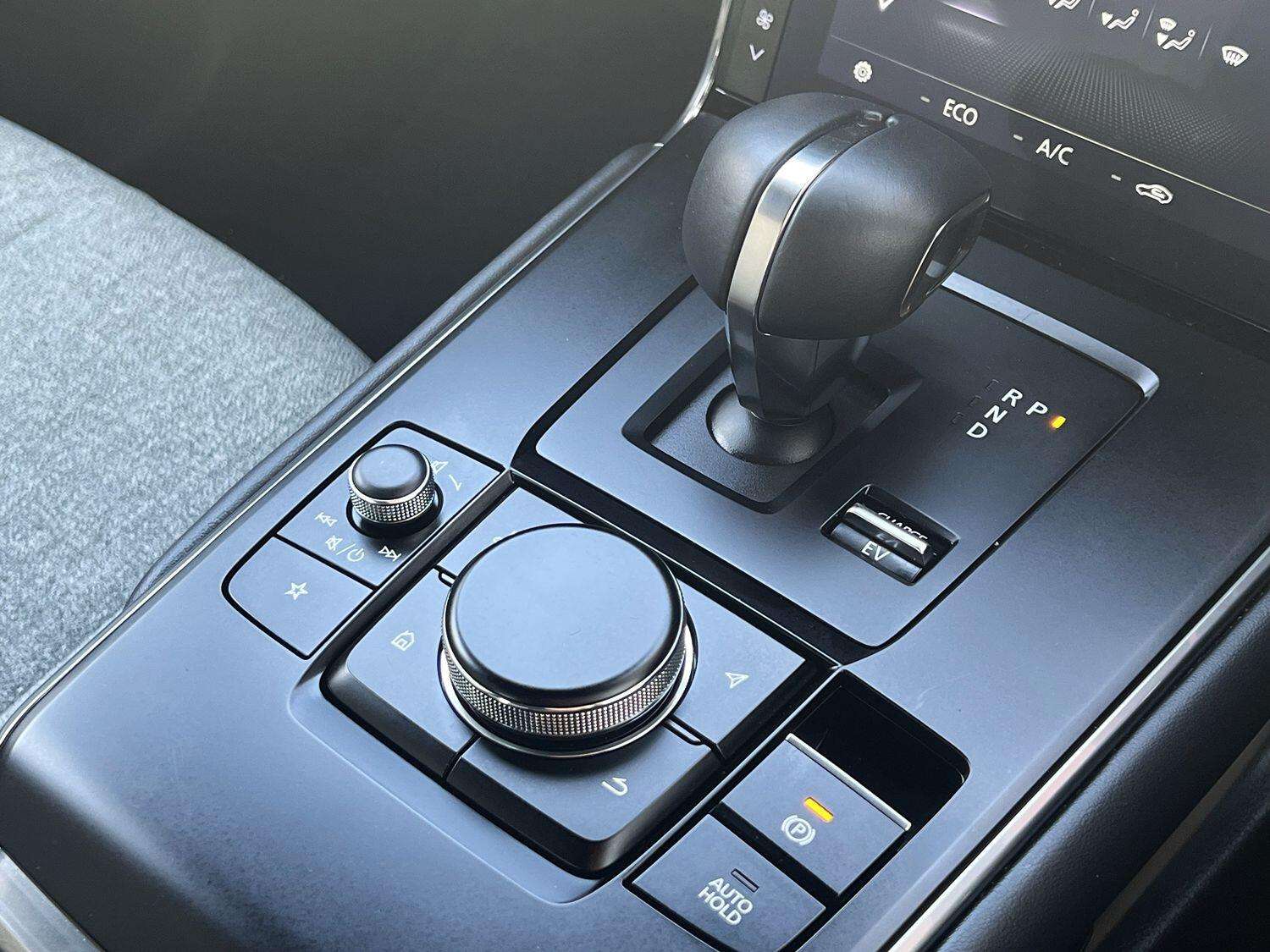 2024 MAZDA MX-30 2024 MAZDA MX-30