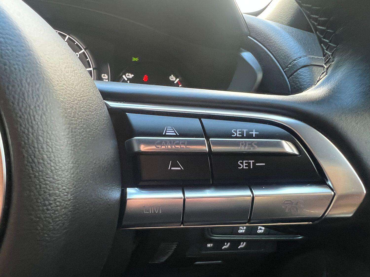 2022 MAZDA MX-30 2022 MAZDA MX-30