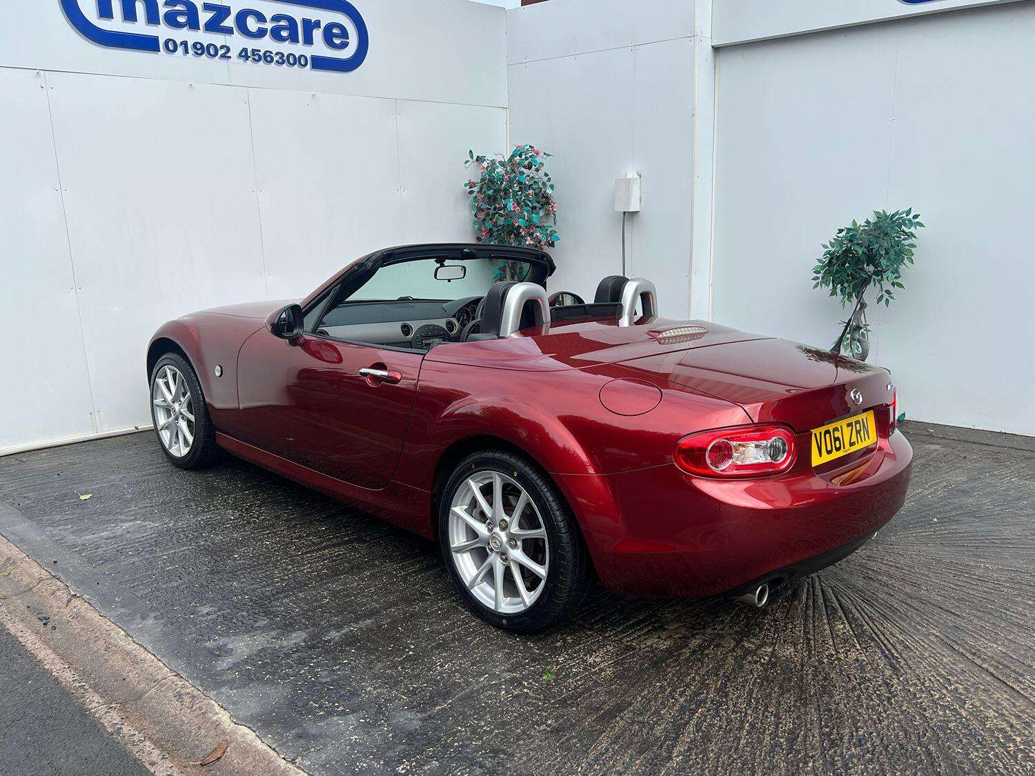 2011 MAZDA MX-5 2011 MAZDA MX-5
