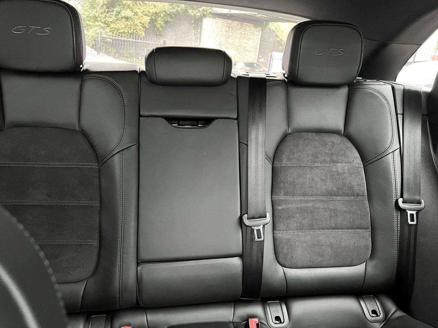 2021 PORSCHE MACAN 2021 PORSCHE MACAN