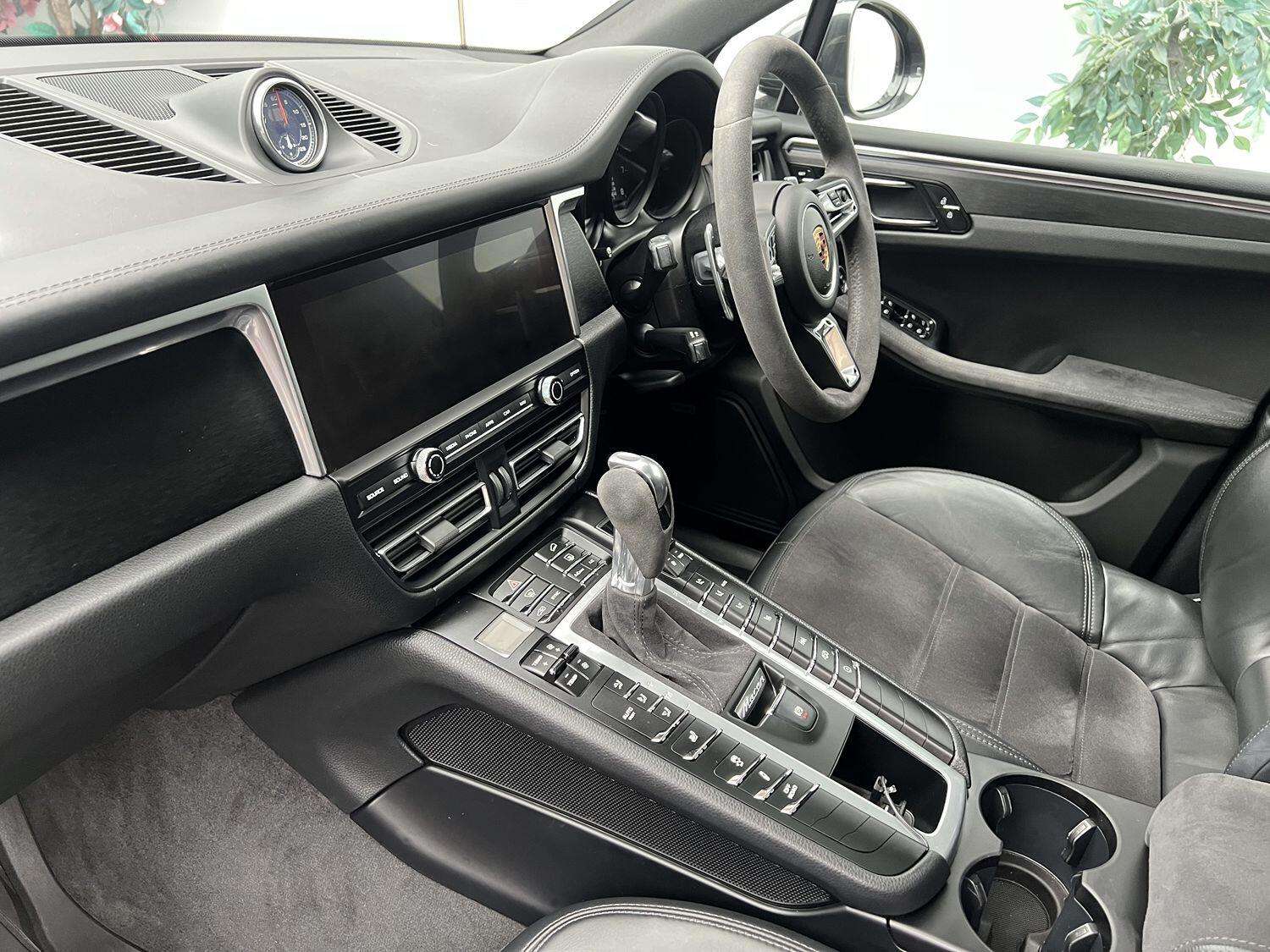 2021 PORSCHE MACAN 2021 PORSCHE MACAN