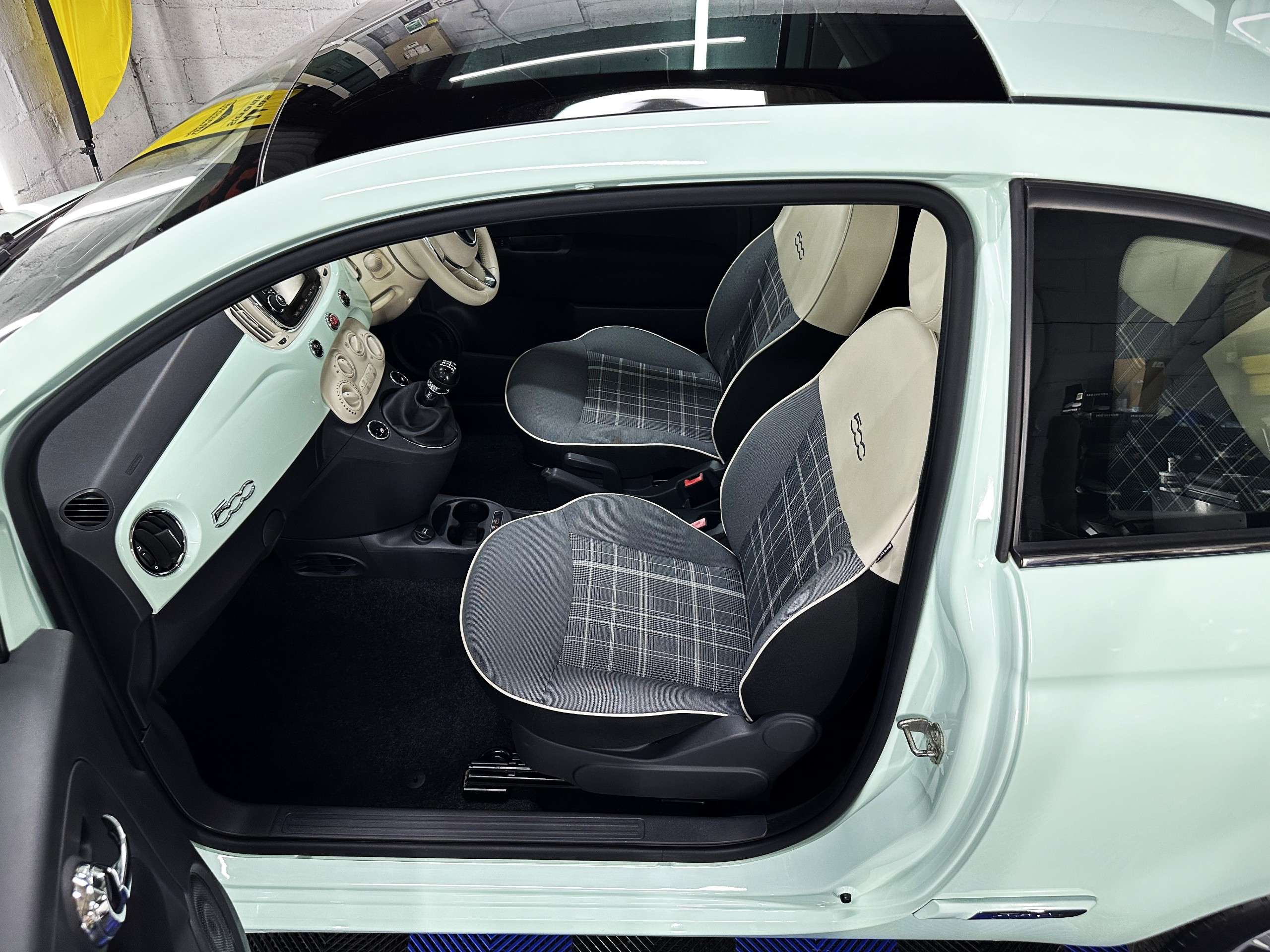 2016 FIAT 500 2016 FIAT 500