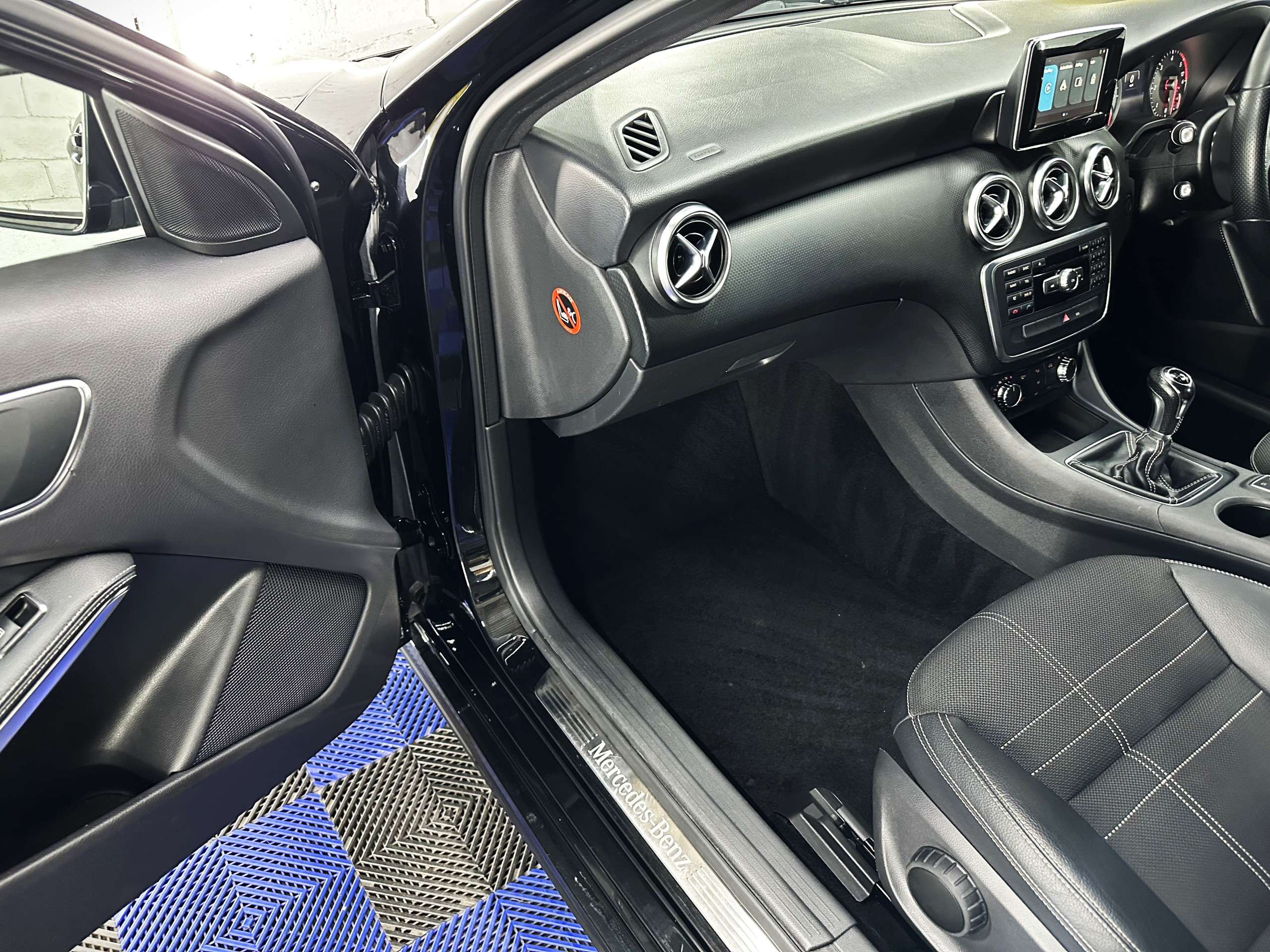 2013 MERCEDES-BENZ A CLASS 2013 MERCEDES-BENZ A CLASS