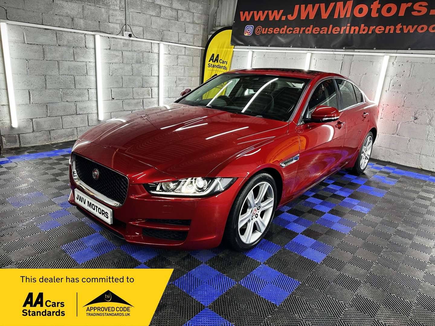 2015 JAGUAR XE 2015 JAGUAR XE