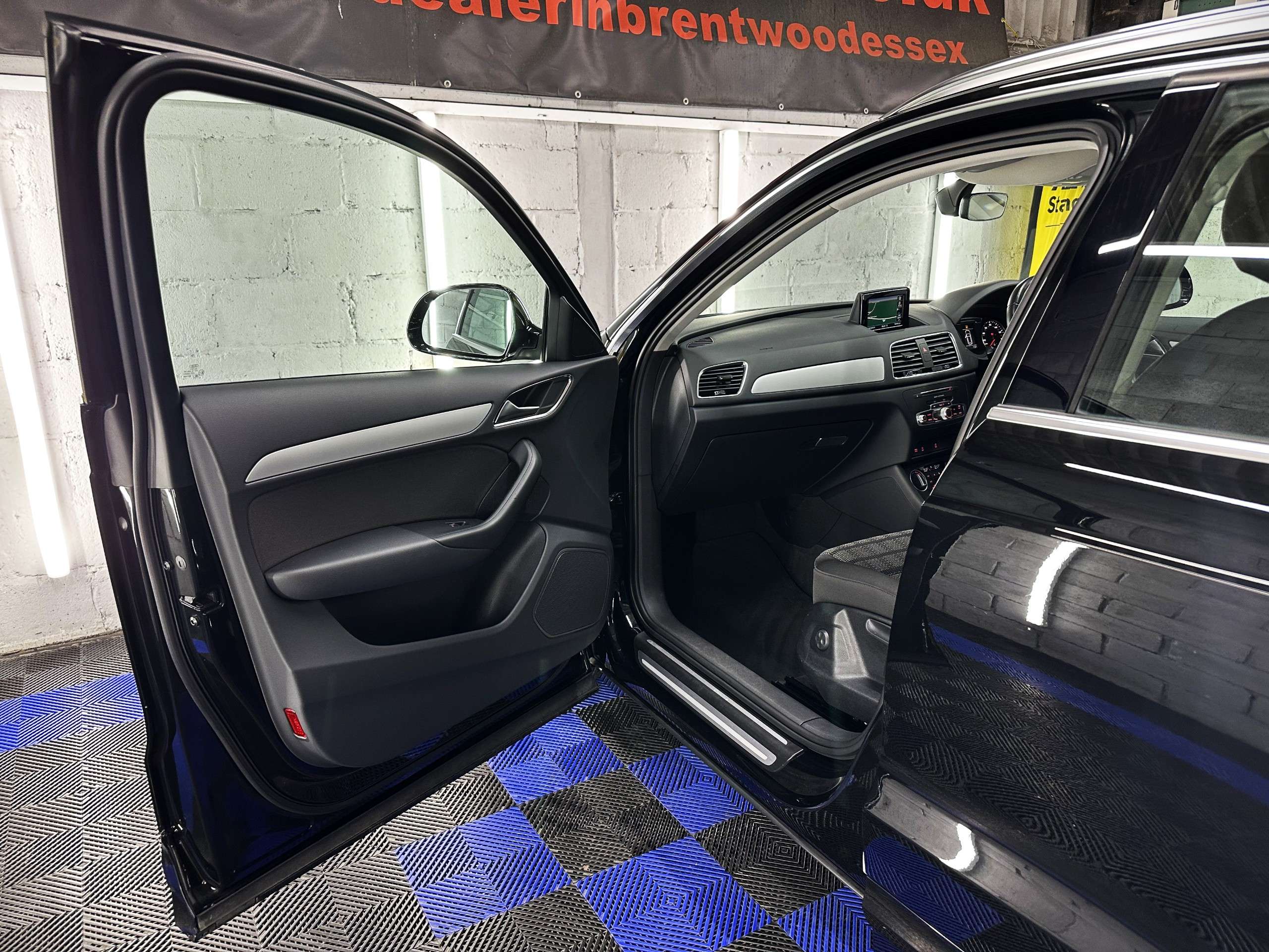 2016 AUDI Q3 2016 AUDI Q3