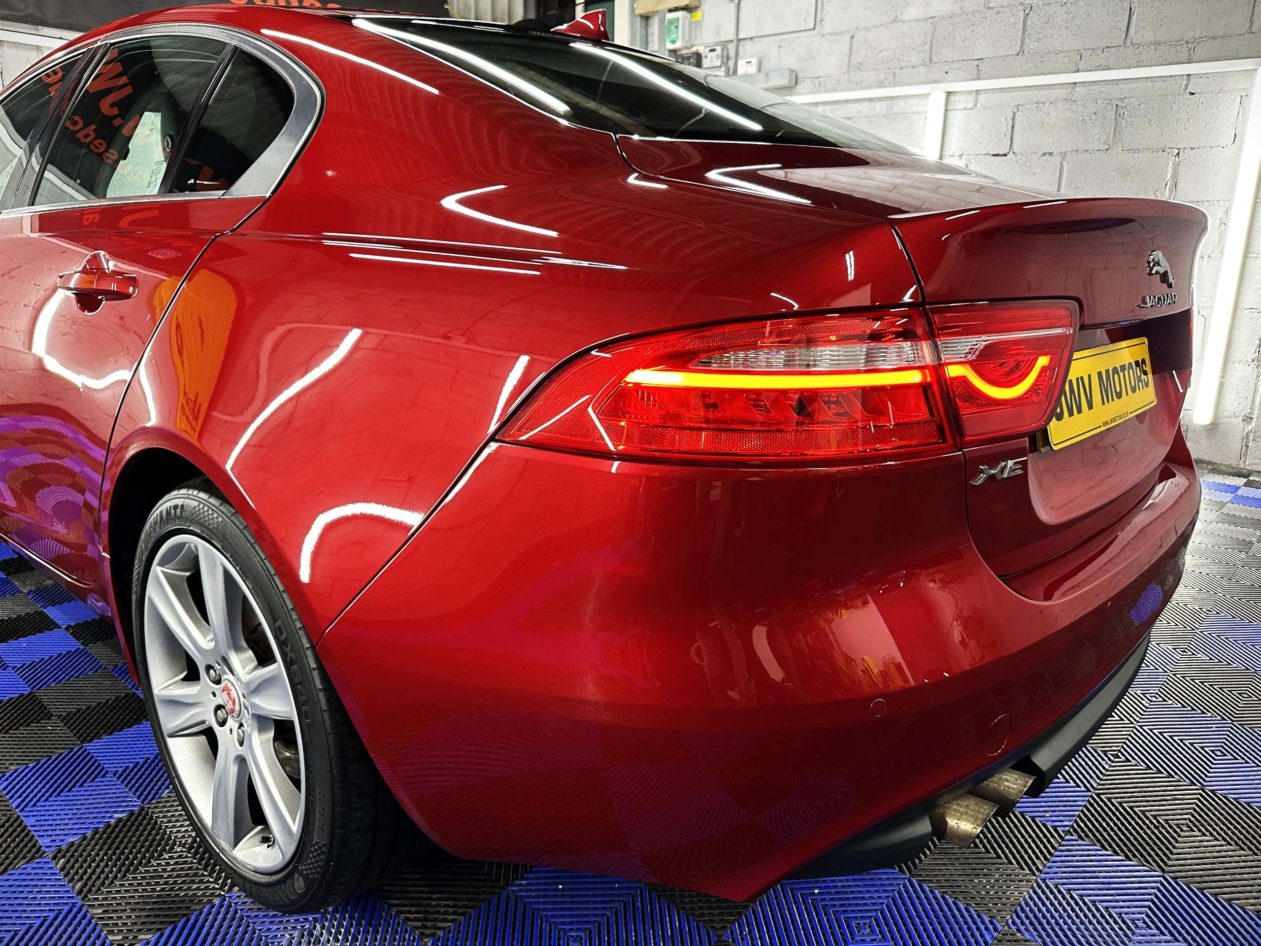 2015 JAGUAR XE 2015 JAGUAR XE