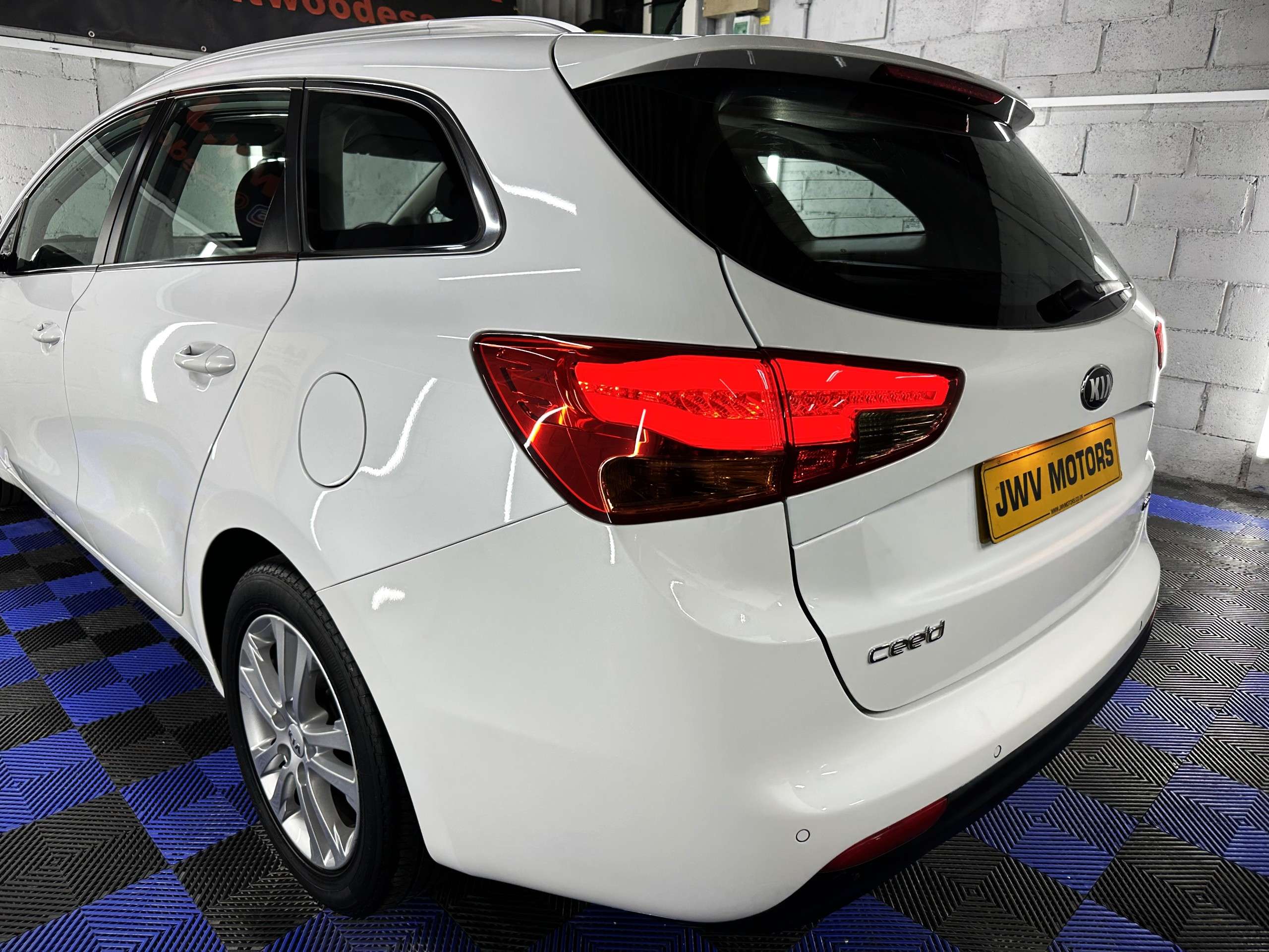 2015 KIA CEED 2015 KIA CEED