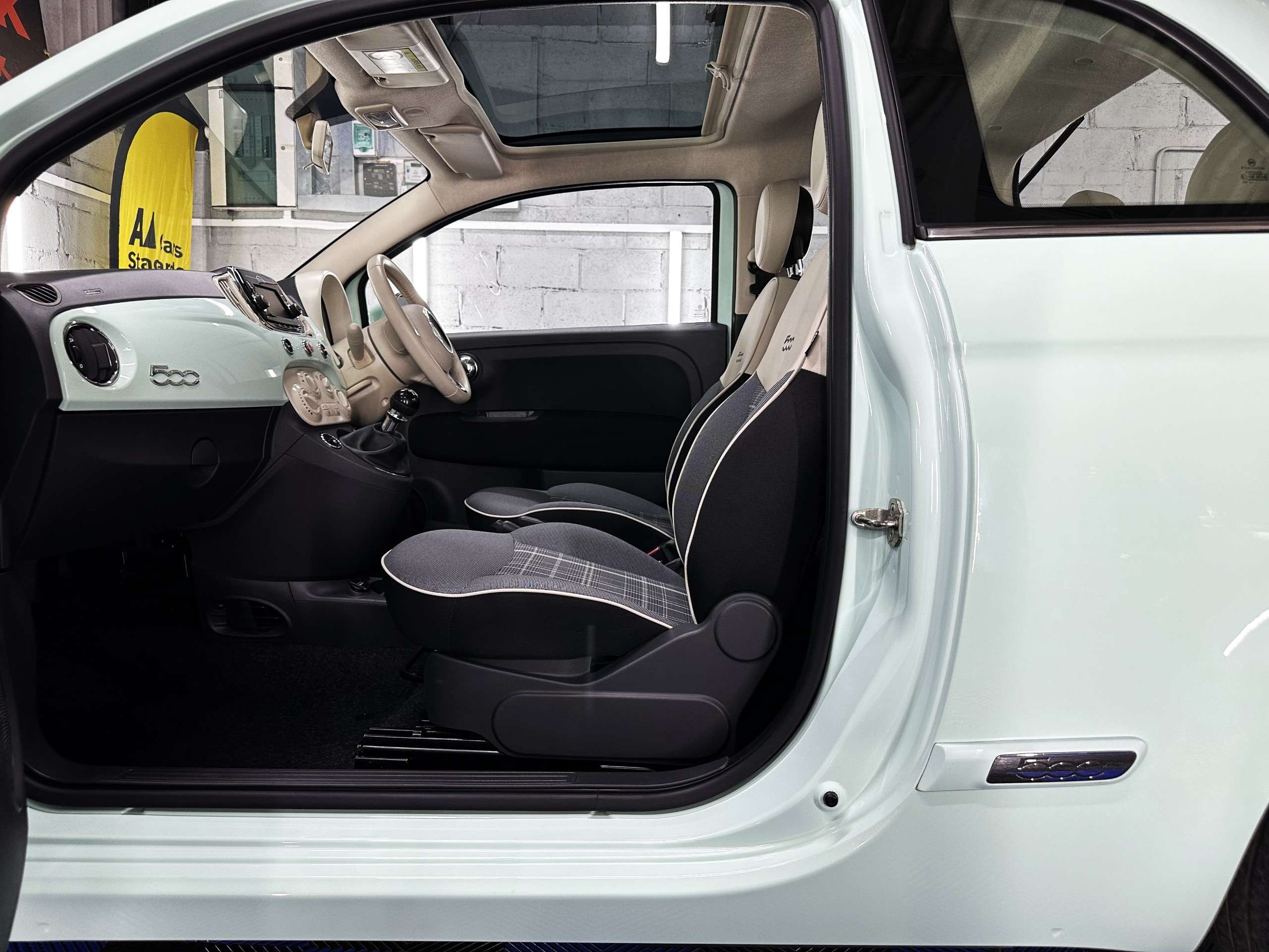 2016 FIAT 500 2016 FIAT 500