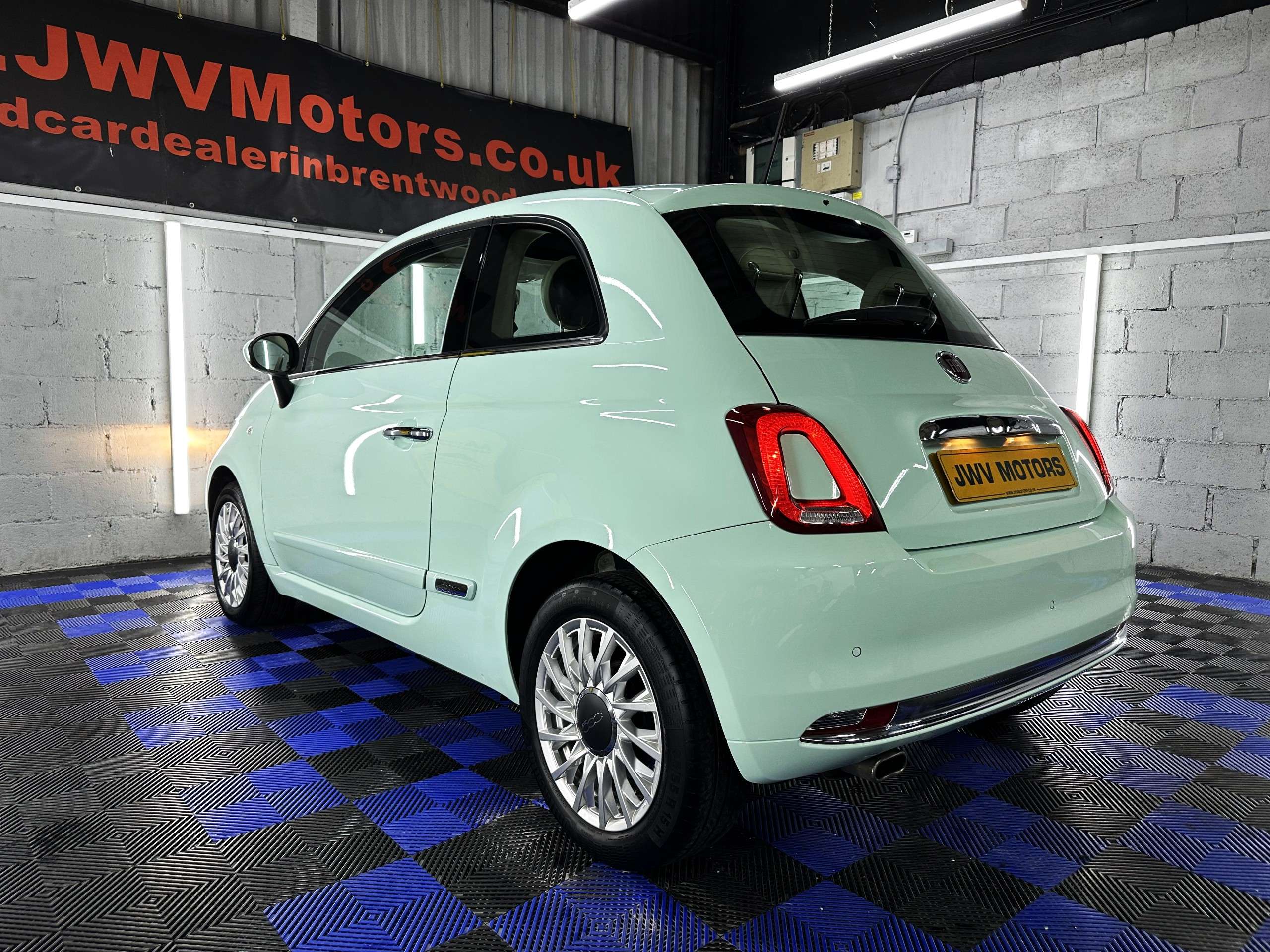 2016 FIAT 500 2016 FIAT 500