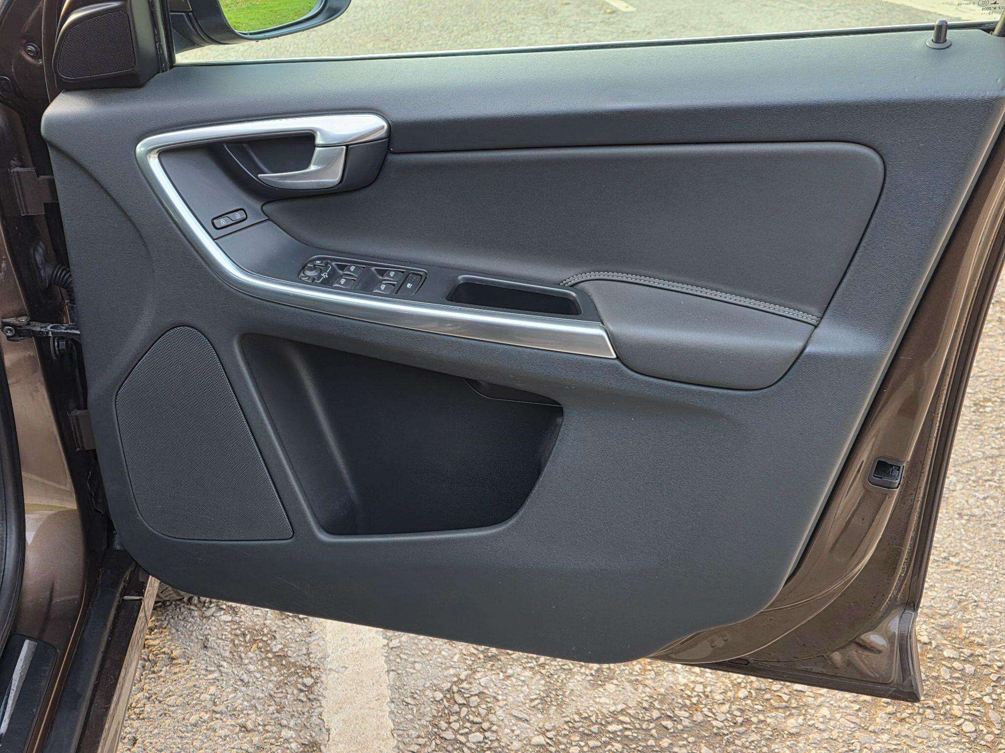 2013 VOLVO XC60 2013 VOLVO XC60