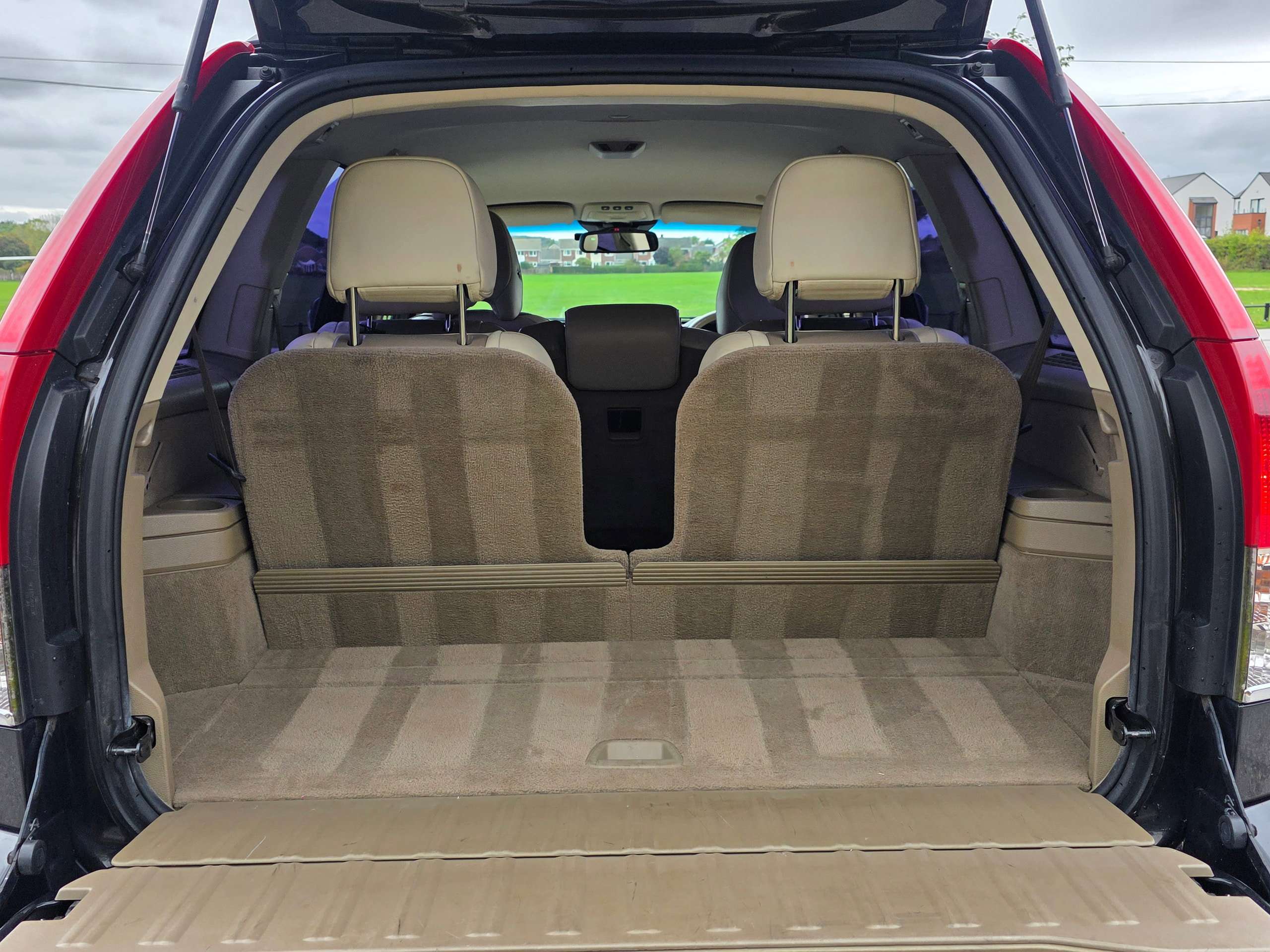 2011 VOLVO XC90 2011 VOLVO XC90