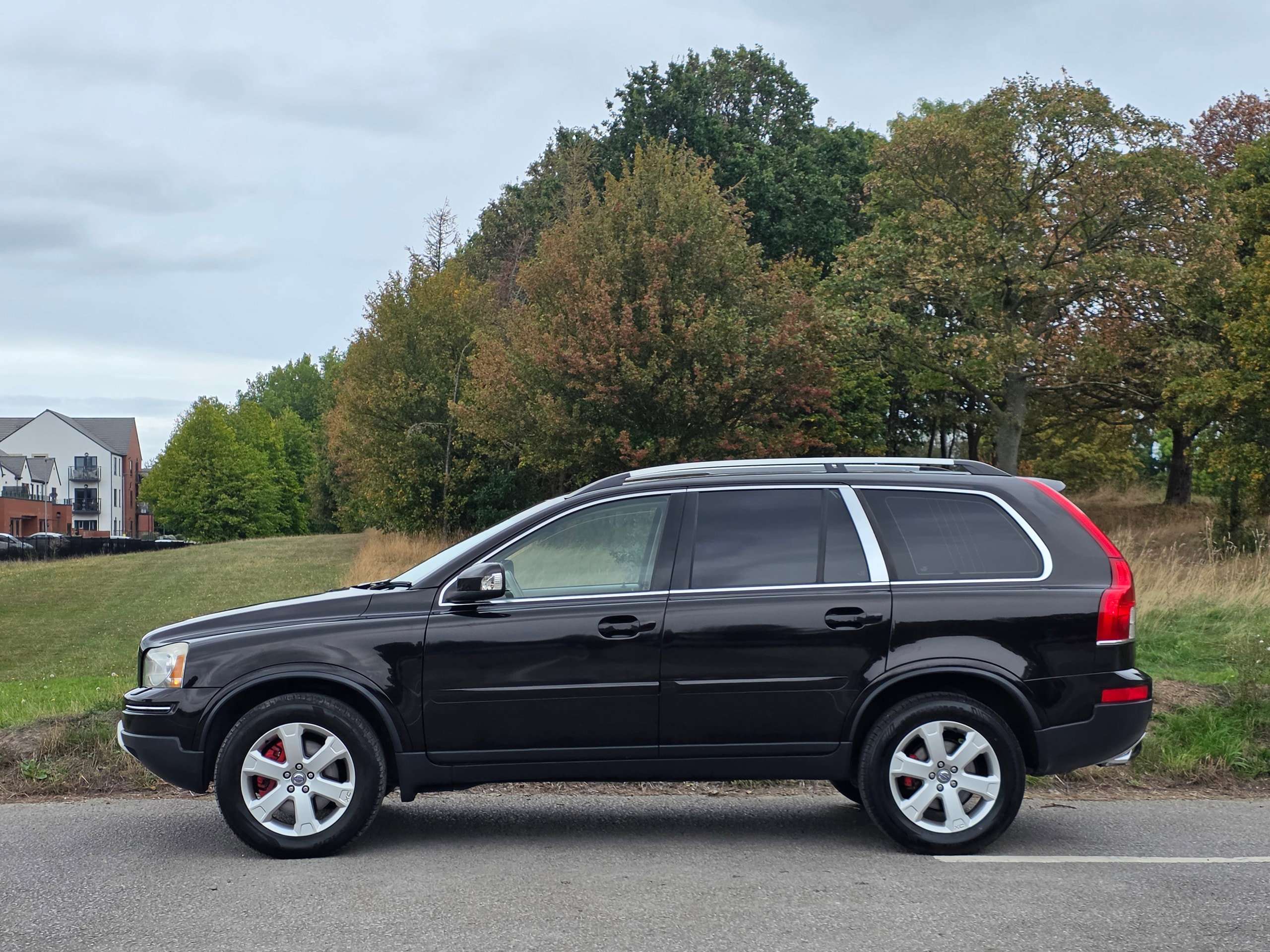 A 2011 VOLVO XC90 XC90 SE LUX AWD DS AUTO A 2011 VOLVO XC90 XC90 SE LUX AWD DS AUTO