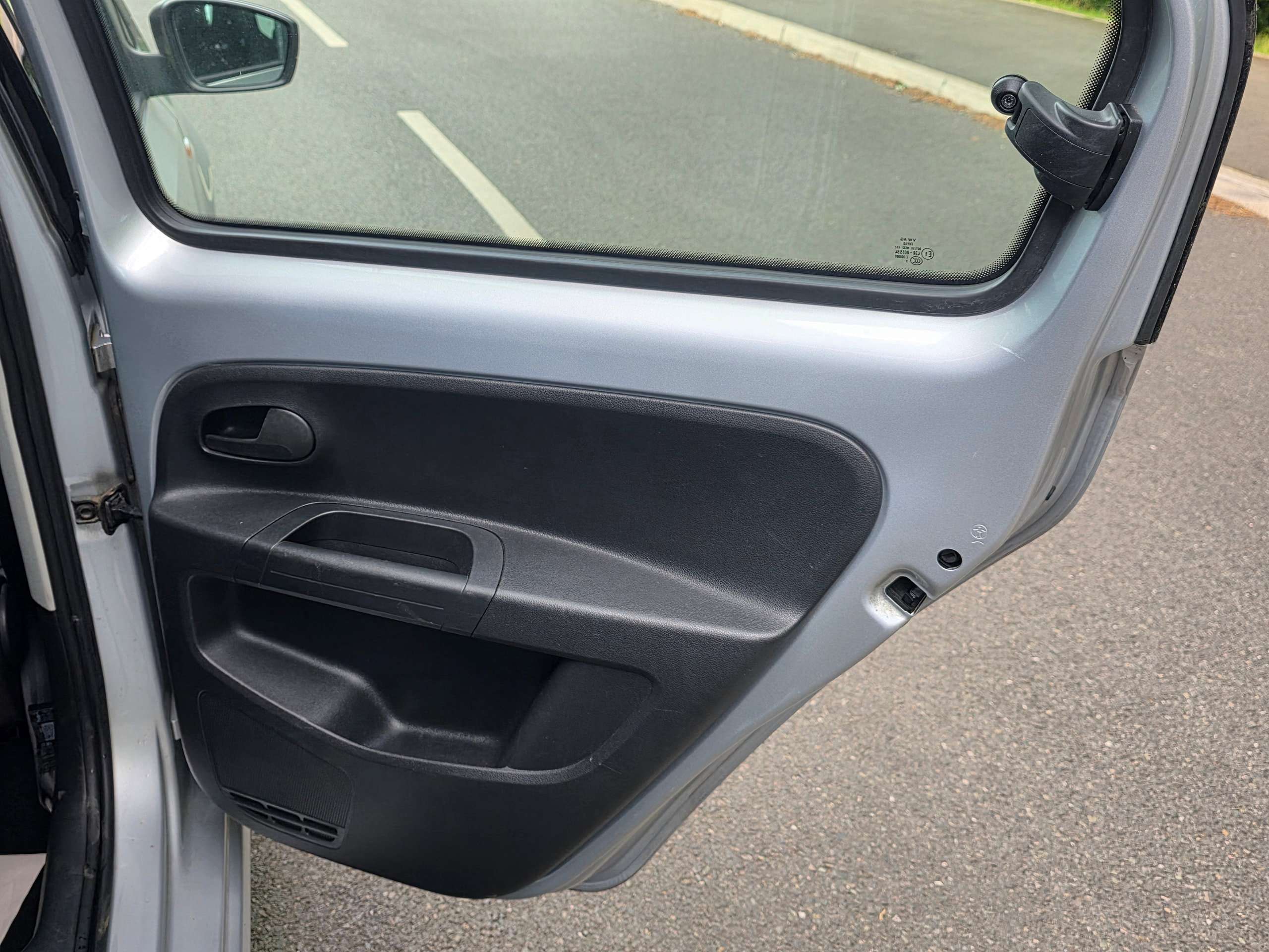 2015 VOLKSWAGEN UP! 2015 VOLKSWAGEN UP!