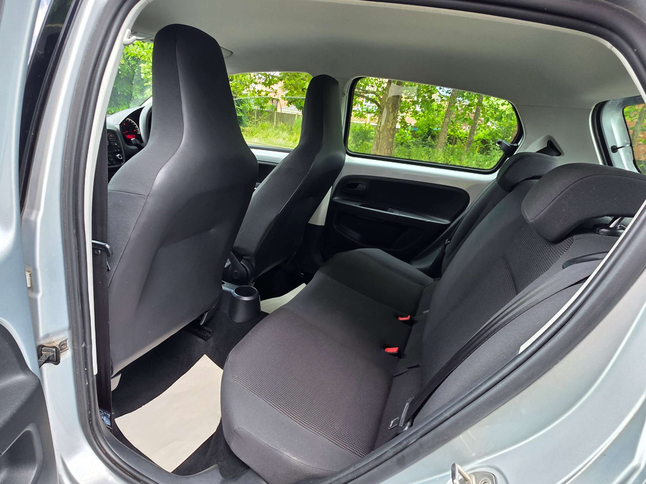 2015 VOLKSWAGEN UP! 2015 VOLKSWAGEN UP!