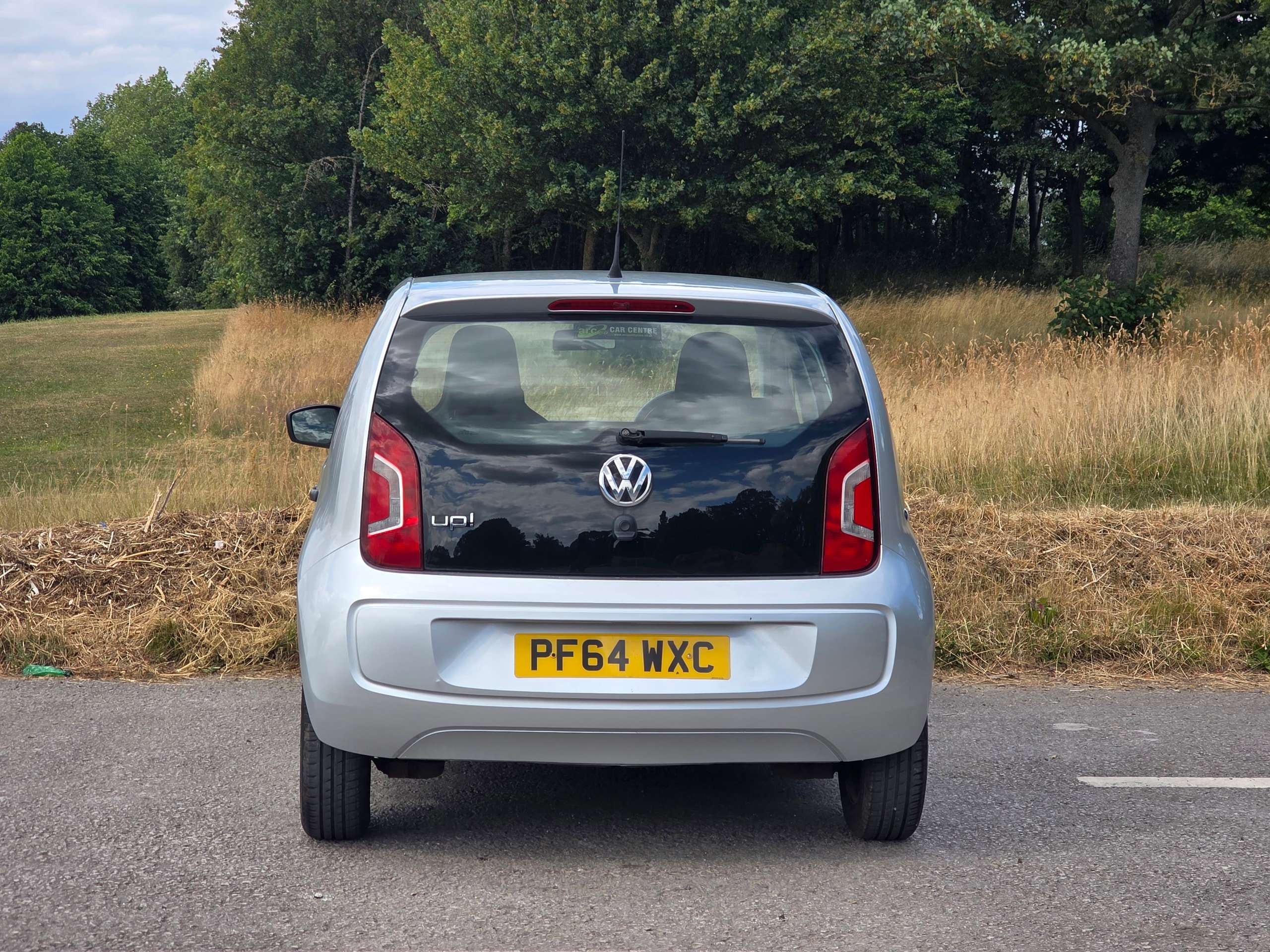 2015 VOLKSWAGEN UP! 2015 VOLKSWAGEN UP!