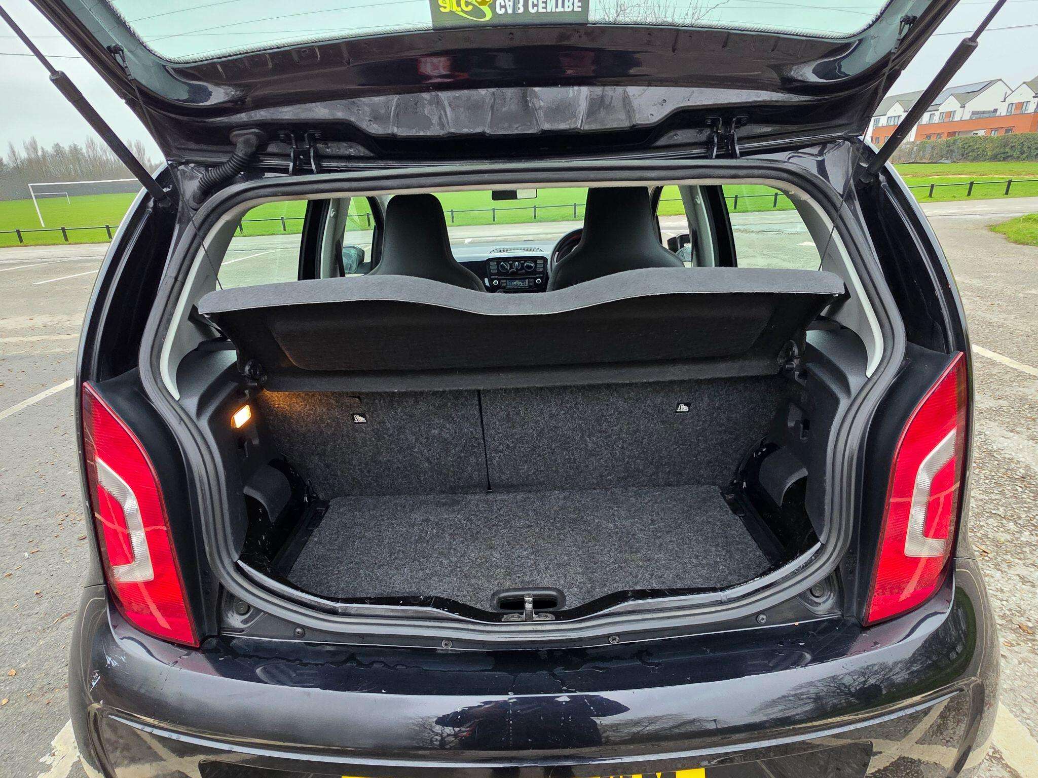 2015 VOLKSWAGEN UP! 2015 VOLKSWAGEN UP!