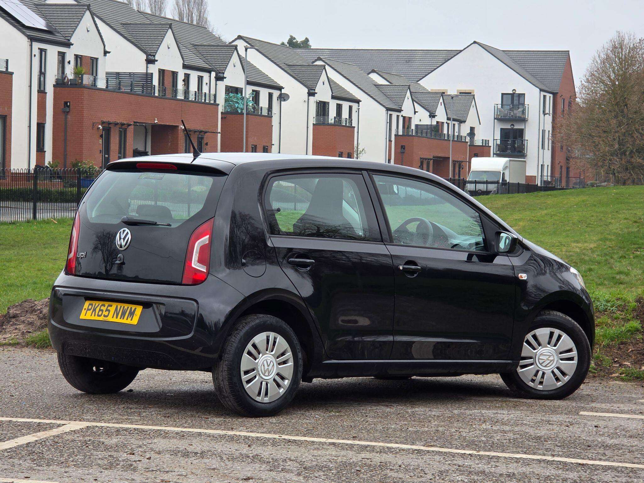 2015 VOLKSWAGEN UP! 2015 VOLKSWAGEN UP!