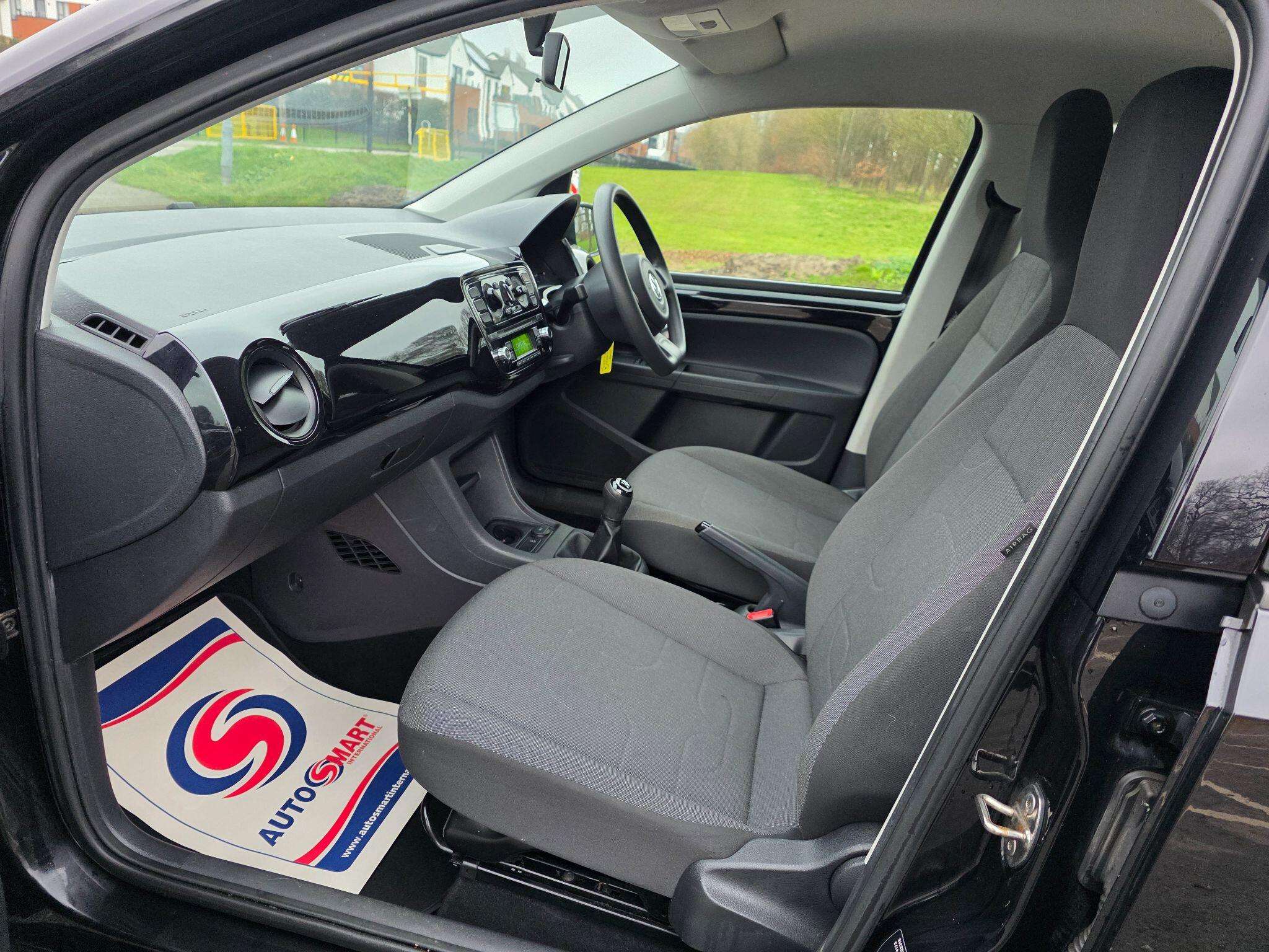 2015 VOLKSWAGEN UP! 2015 VOLKSWAGEN UP!