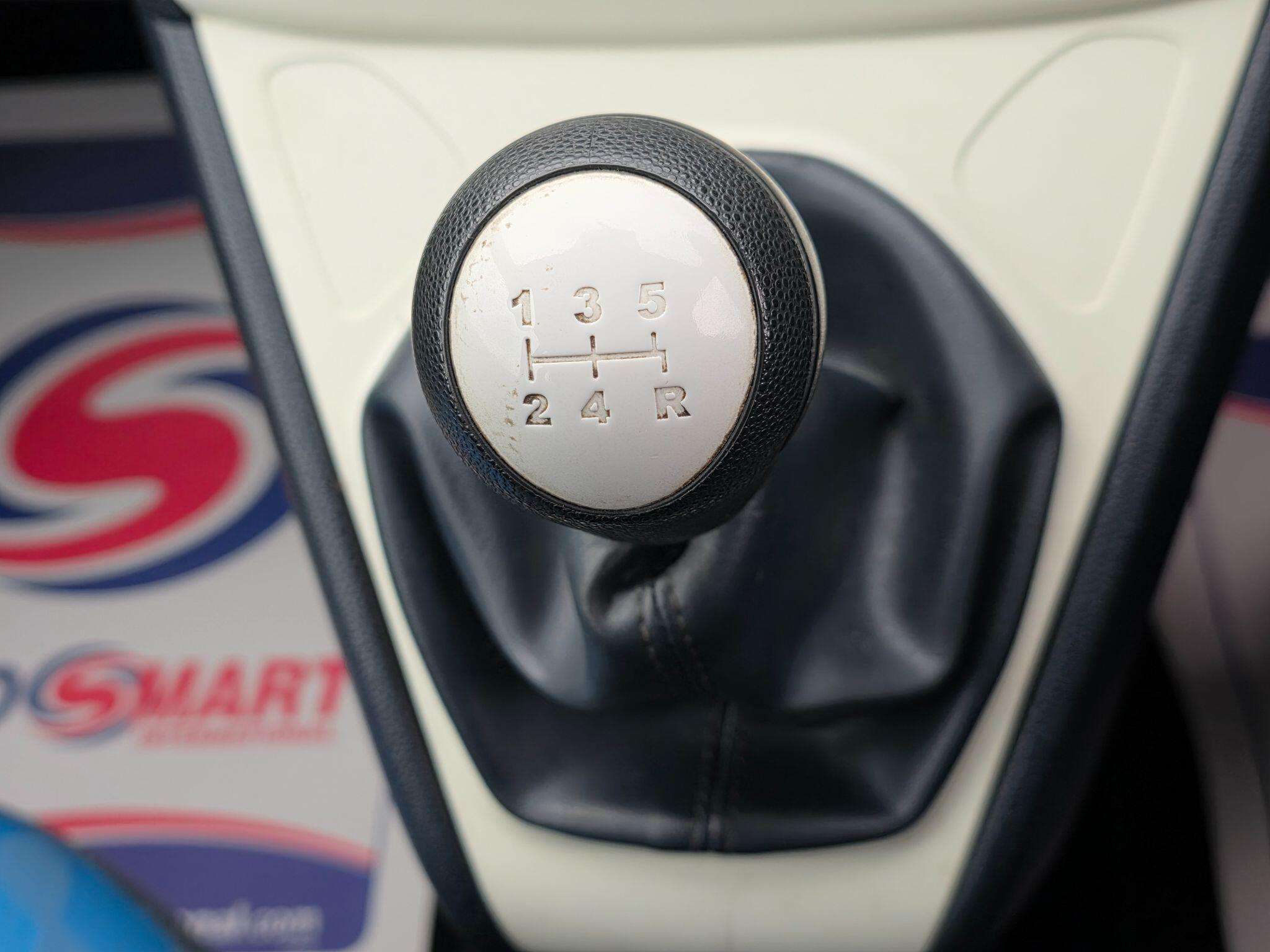 2009 FORD KA 2009 FORD KA