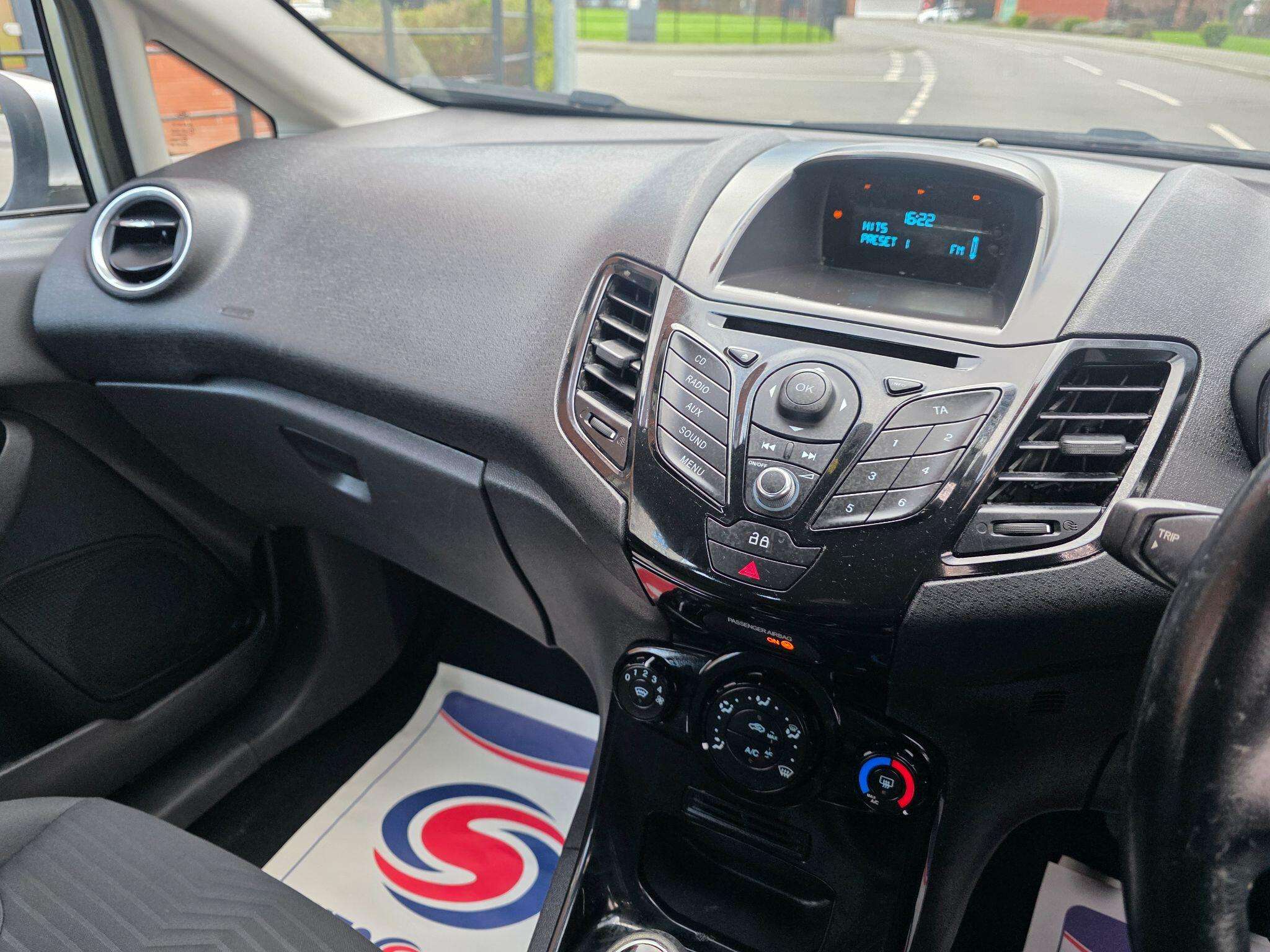 2013 FORD FIESTA 2013 FORD FIESTA