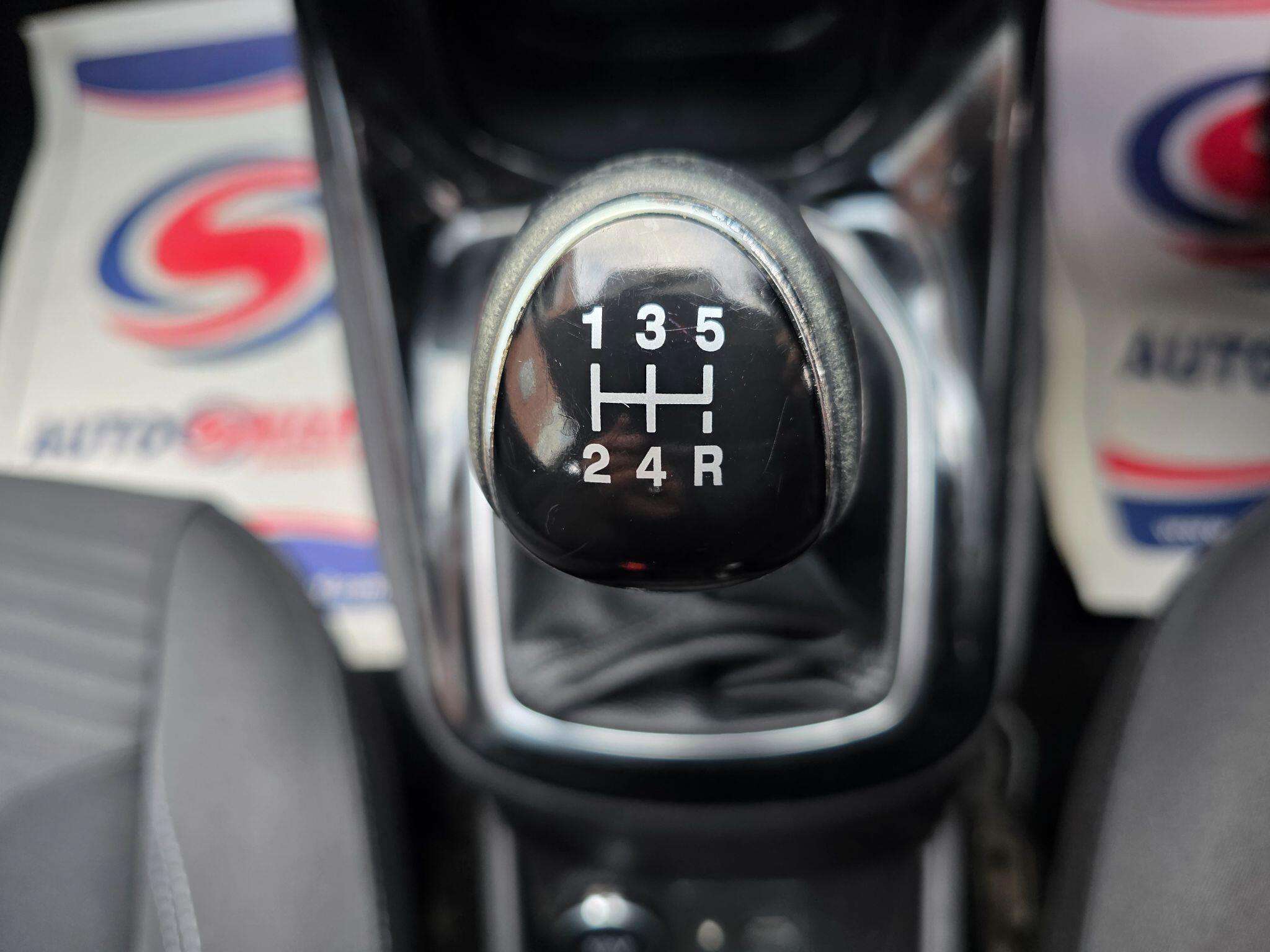 2013 FORD FIESTA 2013 FORD FIESTA