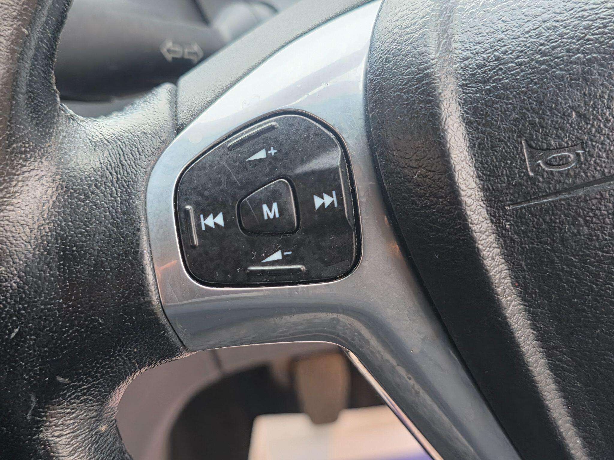 2013 FORD FIESTA 2013 FORD FIESTA