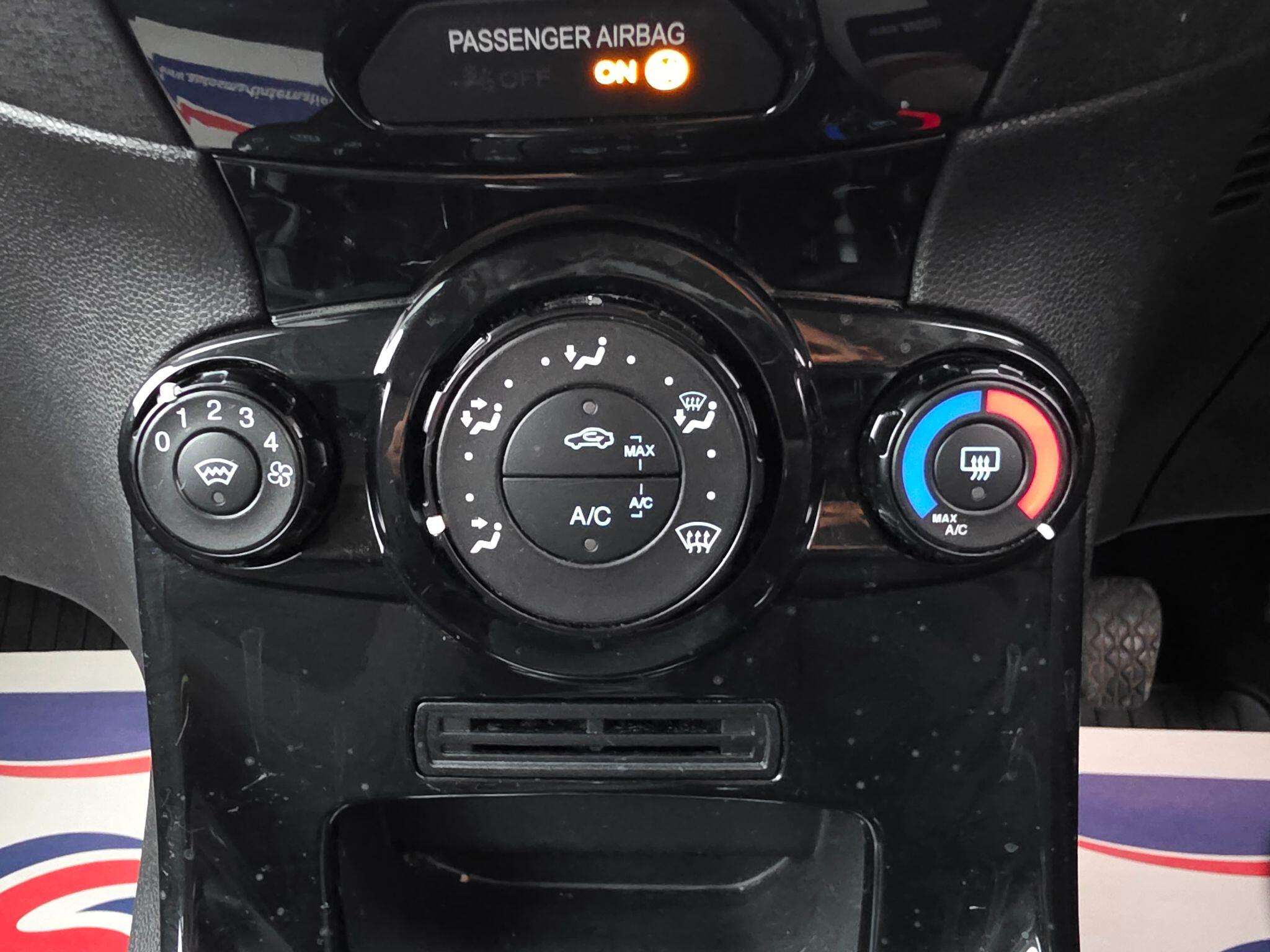 2015 FORD FIESTA 2015 FORD FIESTA