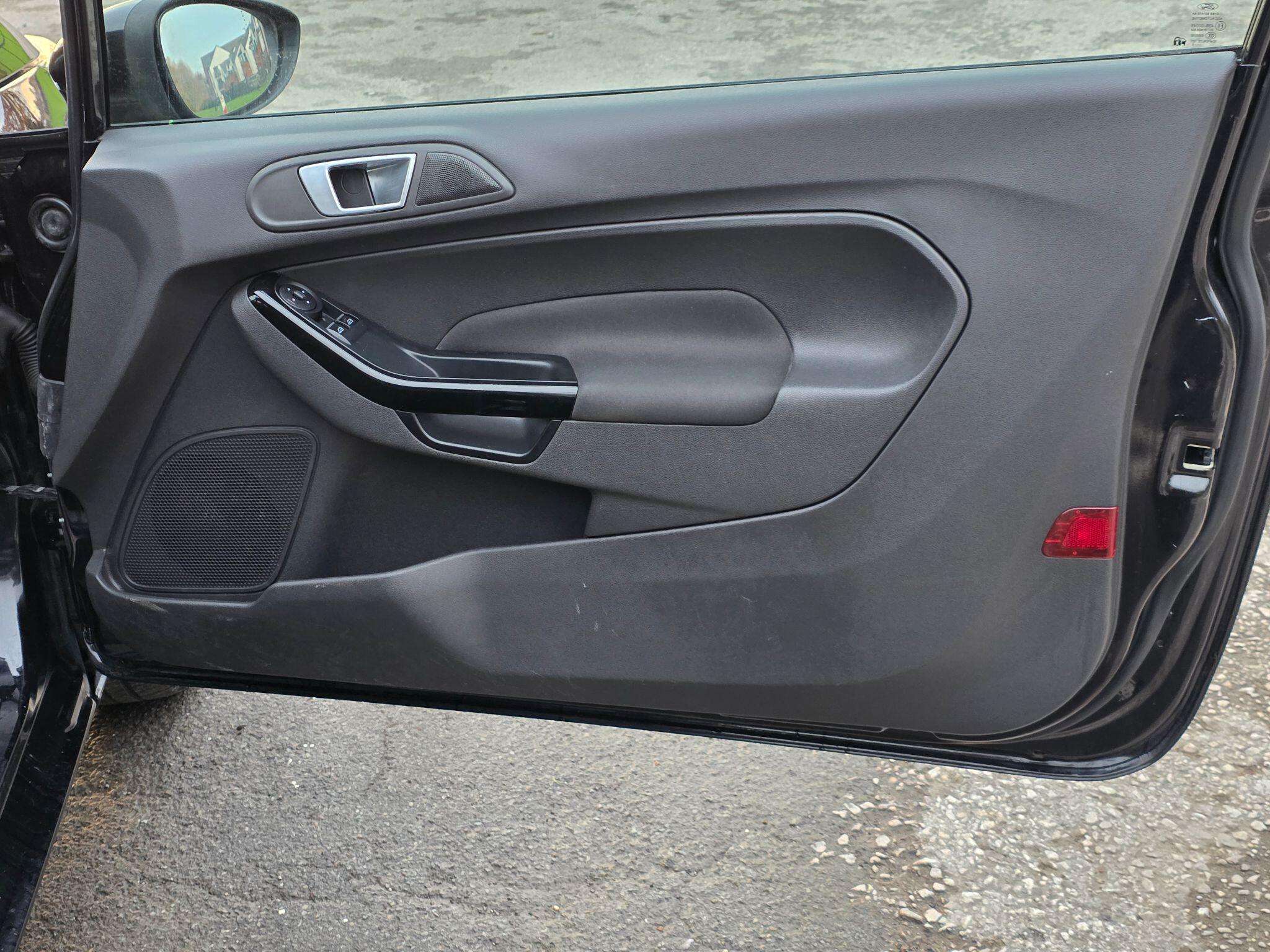 2015 FORD FIESTA 2015 FORD FIESTA