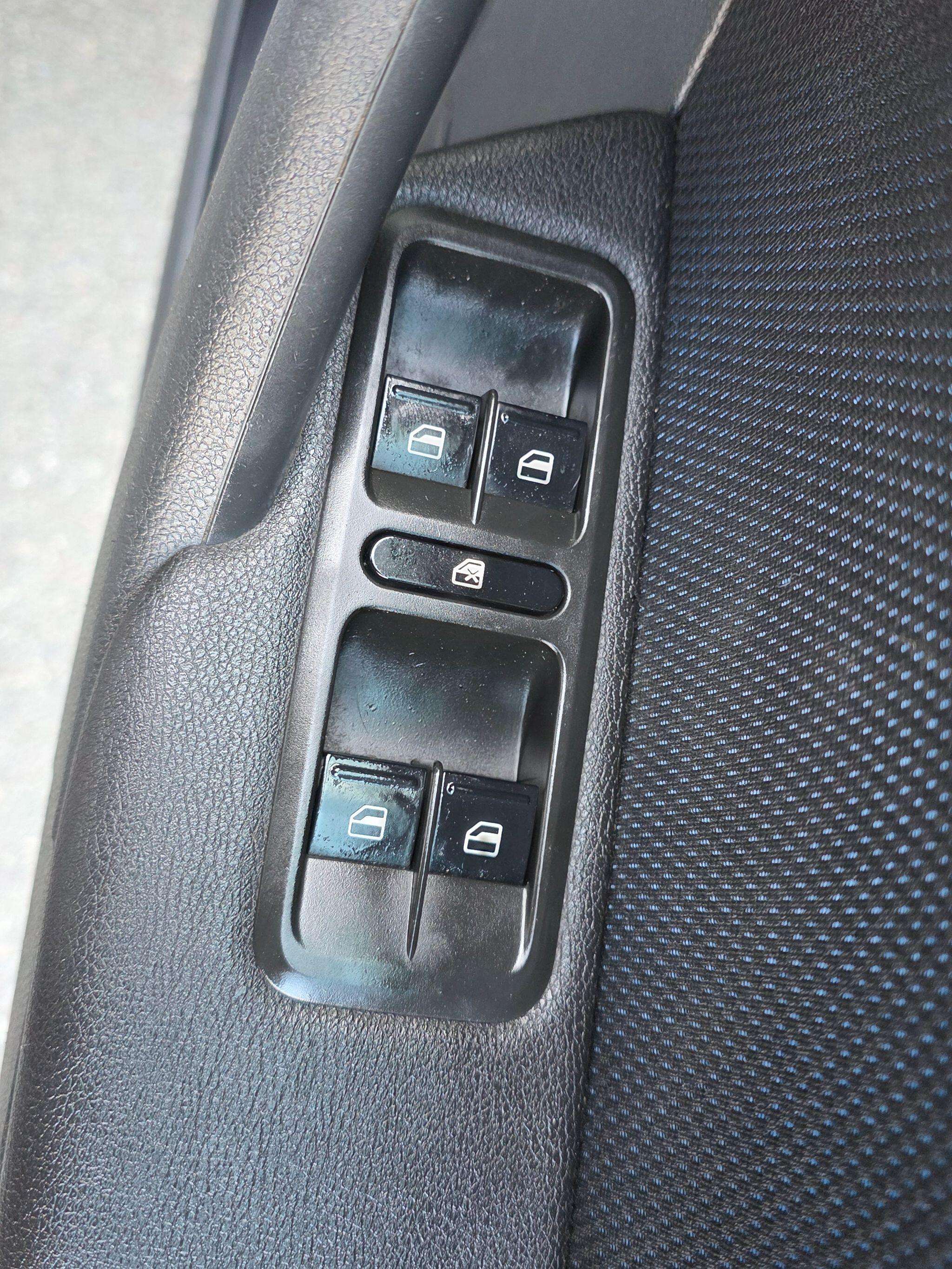 2013 SKODA YETI 2013 SKODA YETI