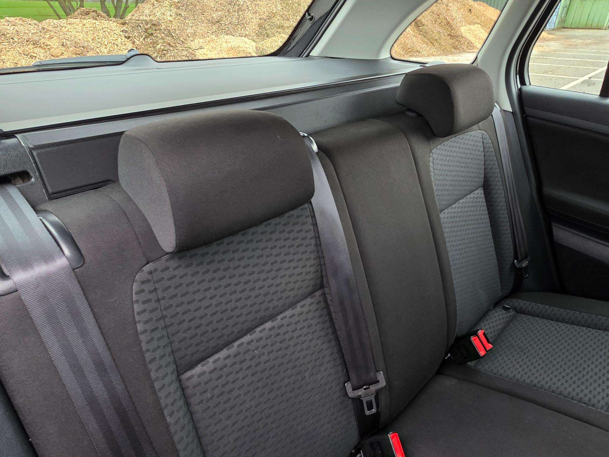 2013 SKODA FABIA 2013 SKODA FABIA