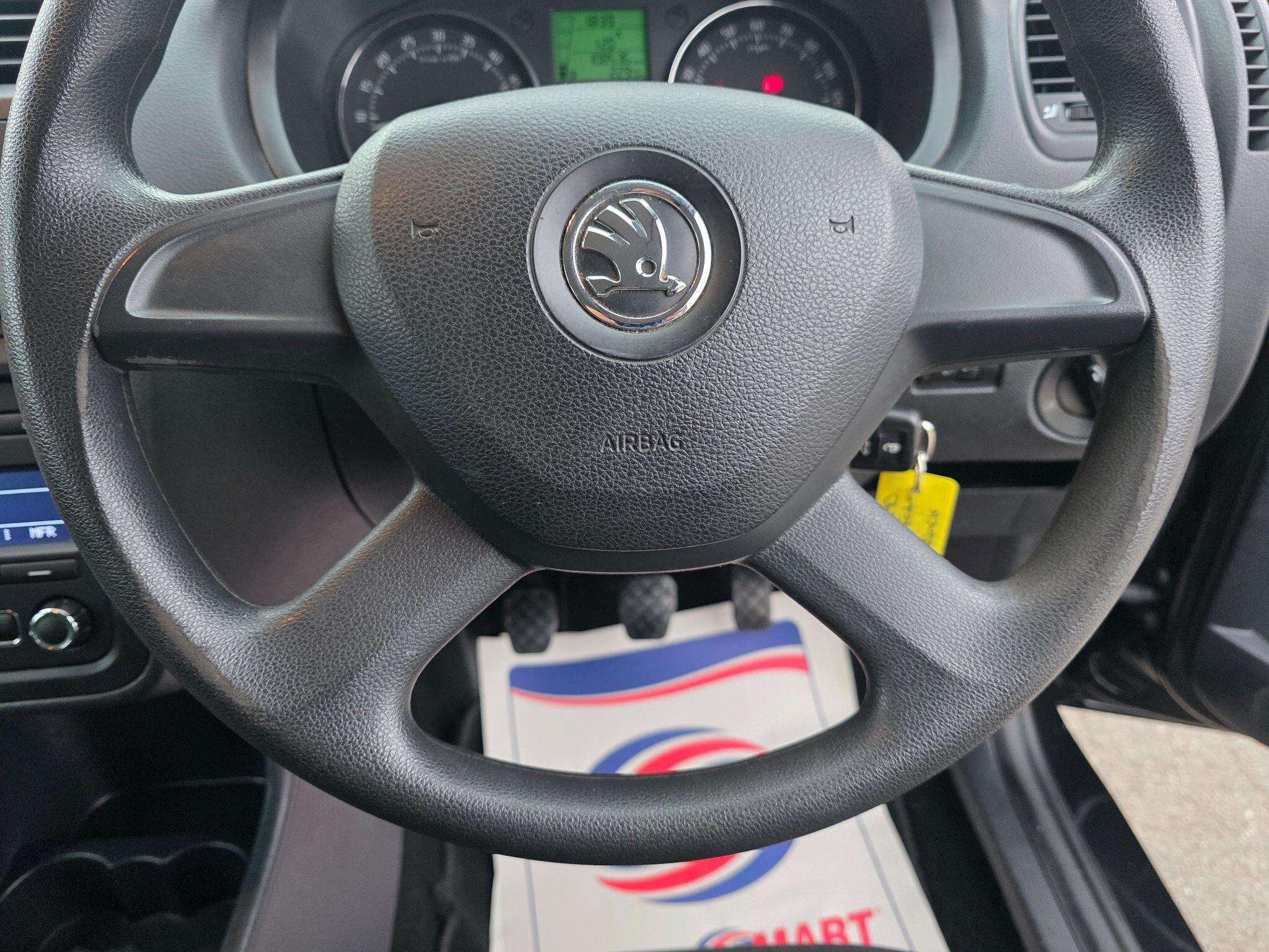 2013 SKODA FABIA 2013 SKODA FABIA