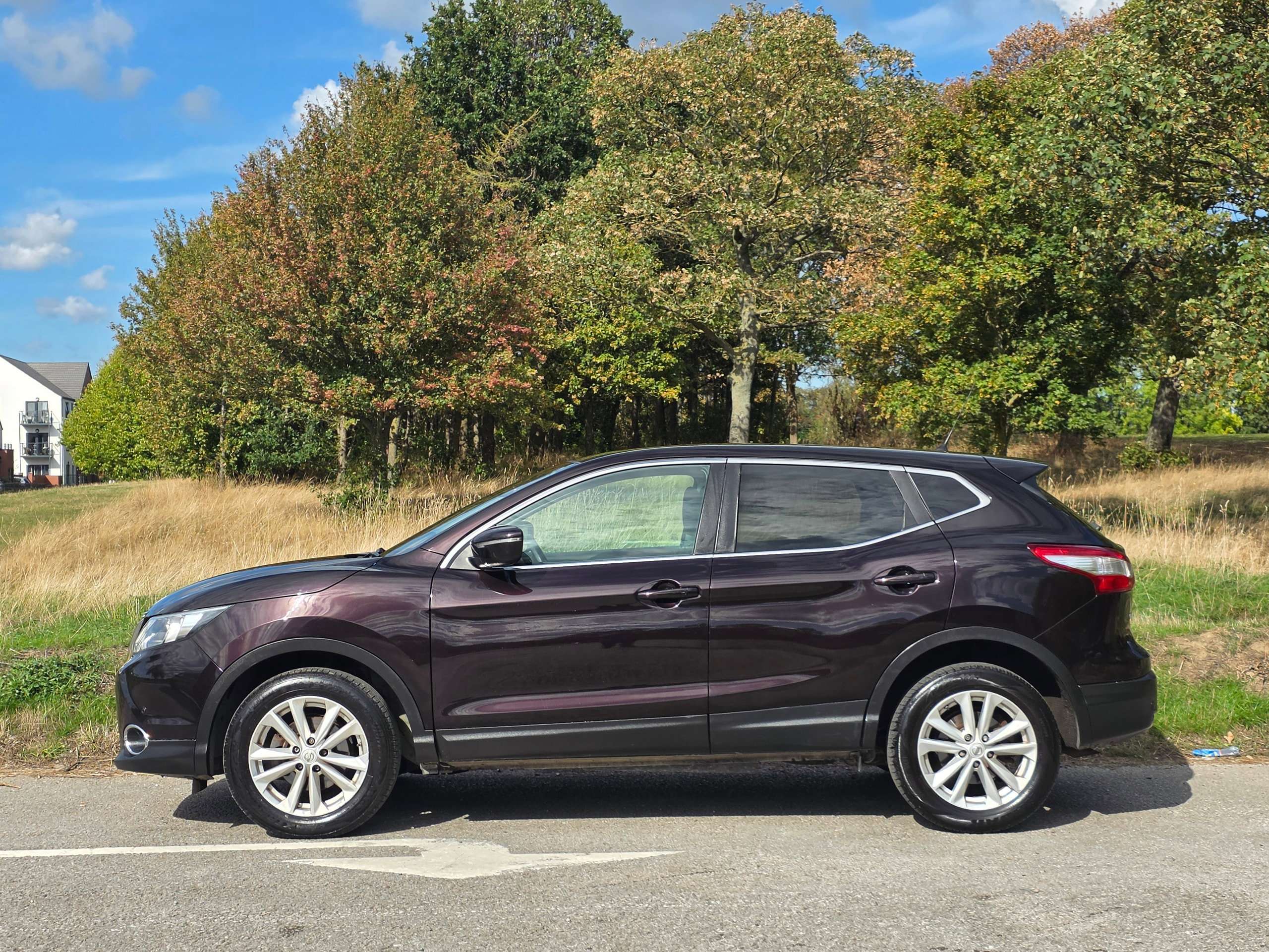 A 2014 NISSAN QASHQAI 1.5 dCi Acenta Premium SUV 5dr Diesel Manual 2WD Euro 5 (s/s) (110 ps) A 2014 NISSAN QASHQAI 1.5 dCi Acenta Premium SUV 5dr Diesel Manual 2WD Euro 5 (s/s) (110 ps)