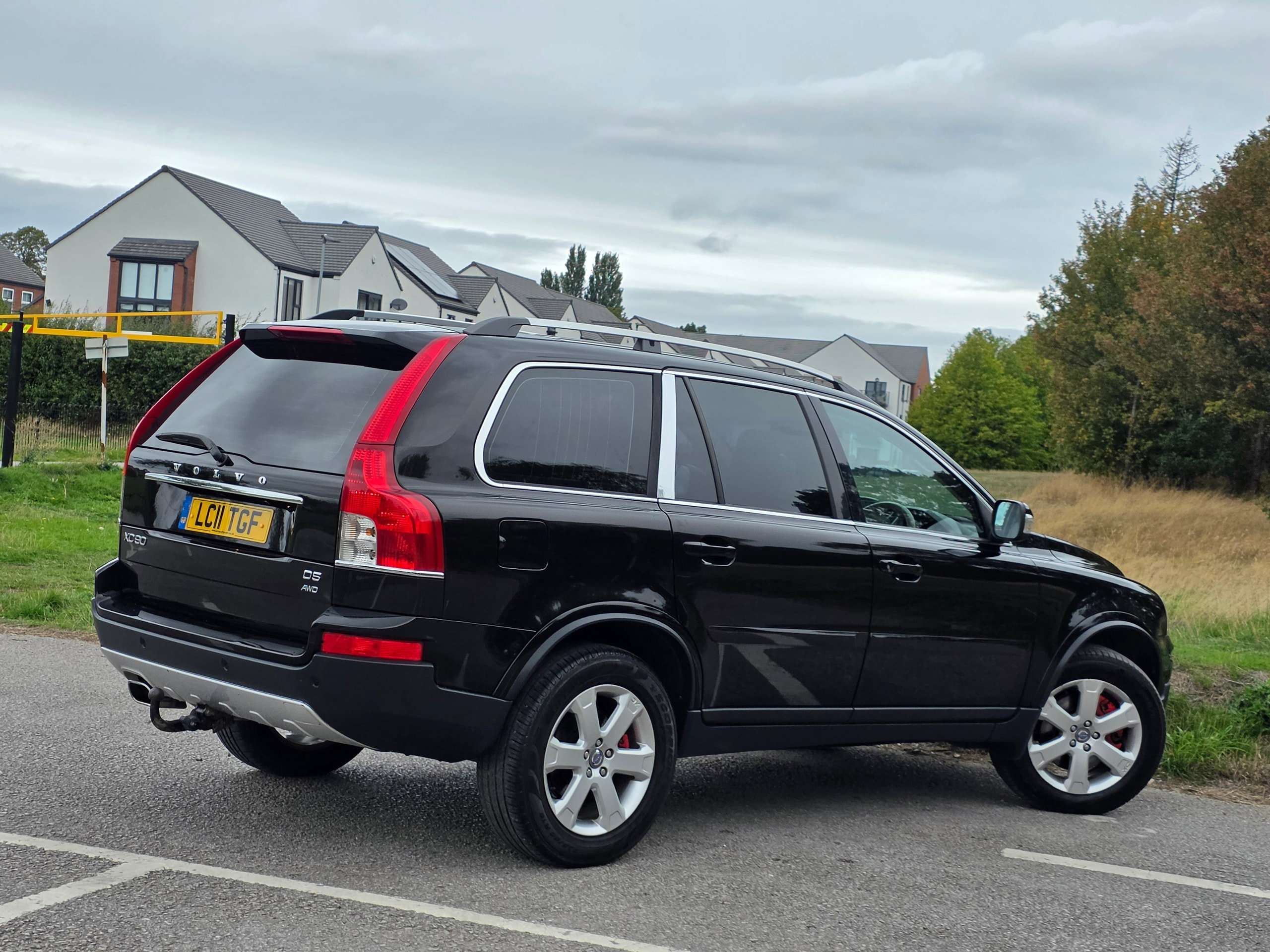 2011 VOLVO XC90 2011 VOLVO XC90