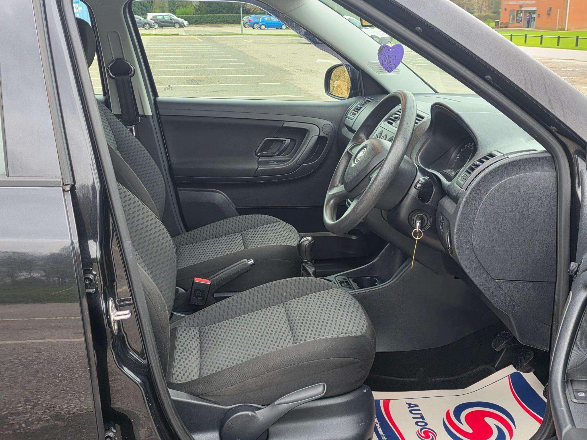 2013 SKODA FABIA 2013 SKODA FABIA