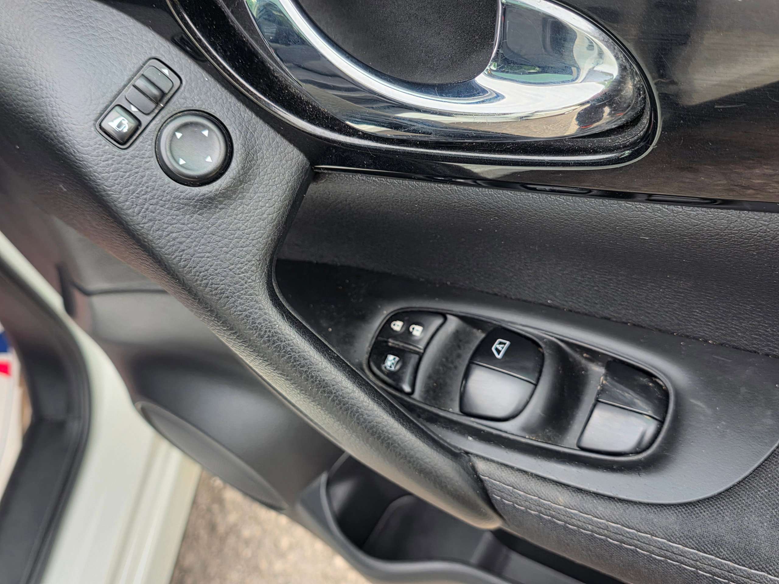 2015 NISSAN QASHQAI 2015 NISSAN QASHQAI
