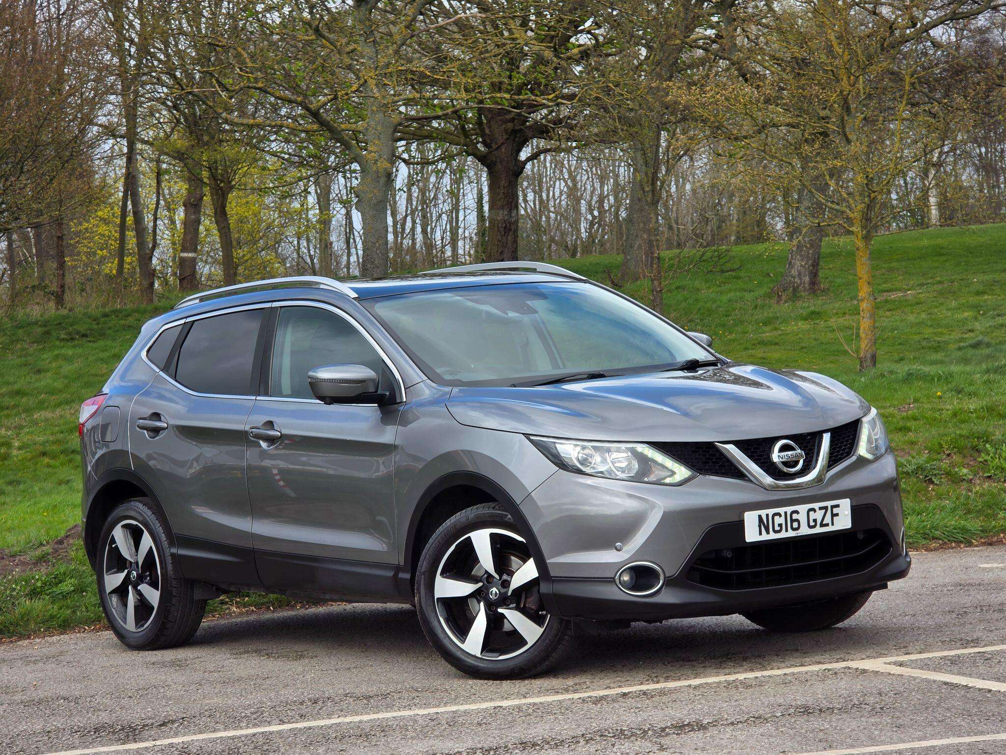 A 2016 NISSAN QASHQAI 1.5 dCi N-Connecta 2WD Euro 6 (s/s) 5dr A 2016 NISSAN QASHQAI 1.5 dCi N-Connecta 2WD Euro 6 (s/s) 5dr