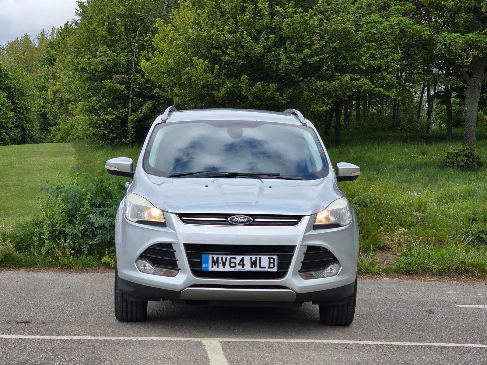 A 2014 FORD KUGA TITANIUM TDCI A 2014 FORD KUGA TITANIUM TDCI
