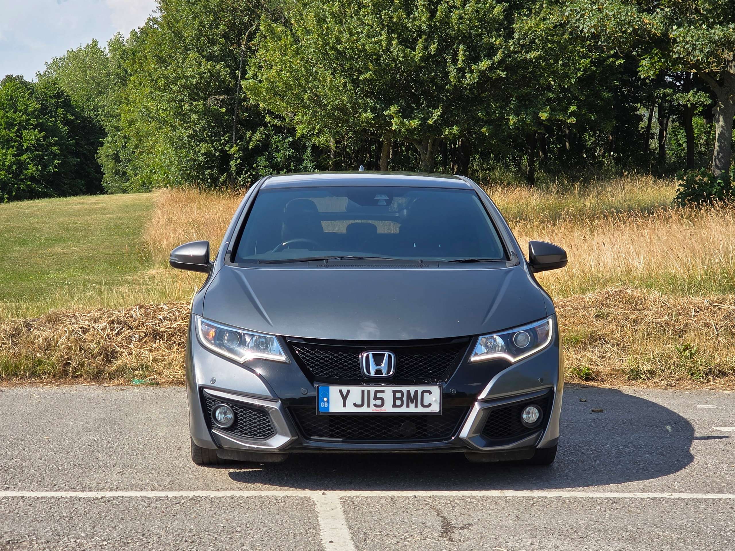 A 2015 HONDA CIVIC 1.6 i-DTEC Sport (Navi) Hatchback 5dr Diesel Manual Euro 5 (s/s) (120 ps) A 2015 HONDA CIVIC 1.6 i-DTEC Sport (Navi) Hatchback 5dr Diesel Manual Euro 5 (s/s) (120 ps)