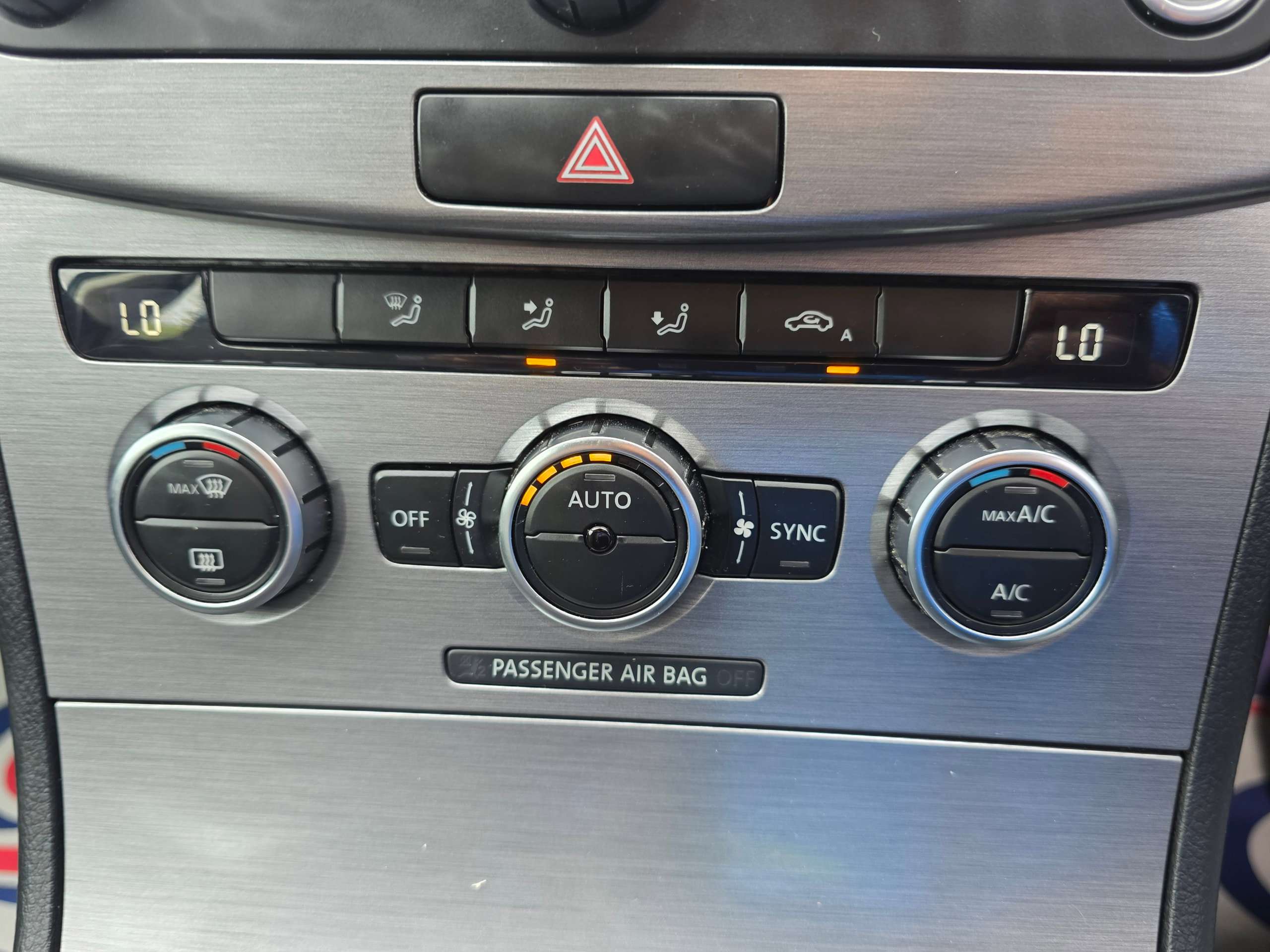 2013 VOLKSWAGEN PASSAT 2013 VOLKSWAGEN PASSAT
