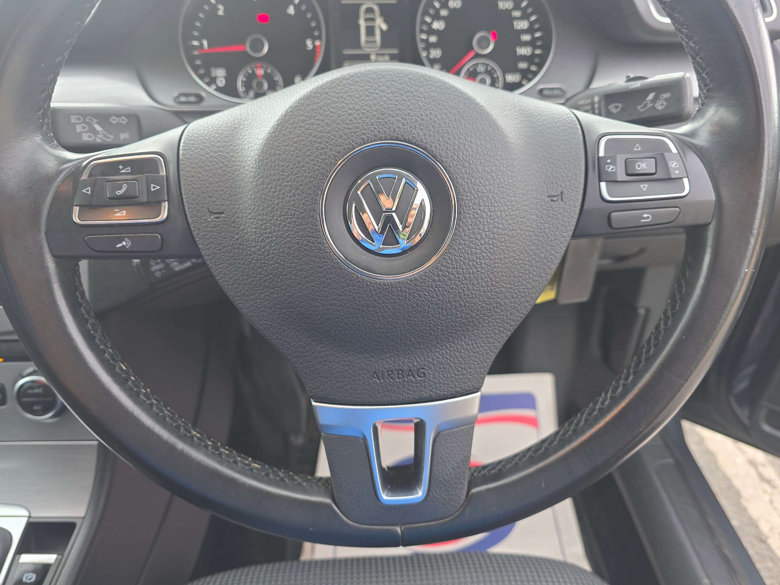 2013 VOLKSWAGEN PASSAT 2013 VOLKSWAGEN PASSAT