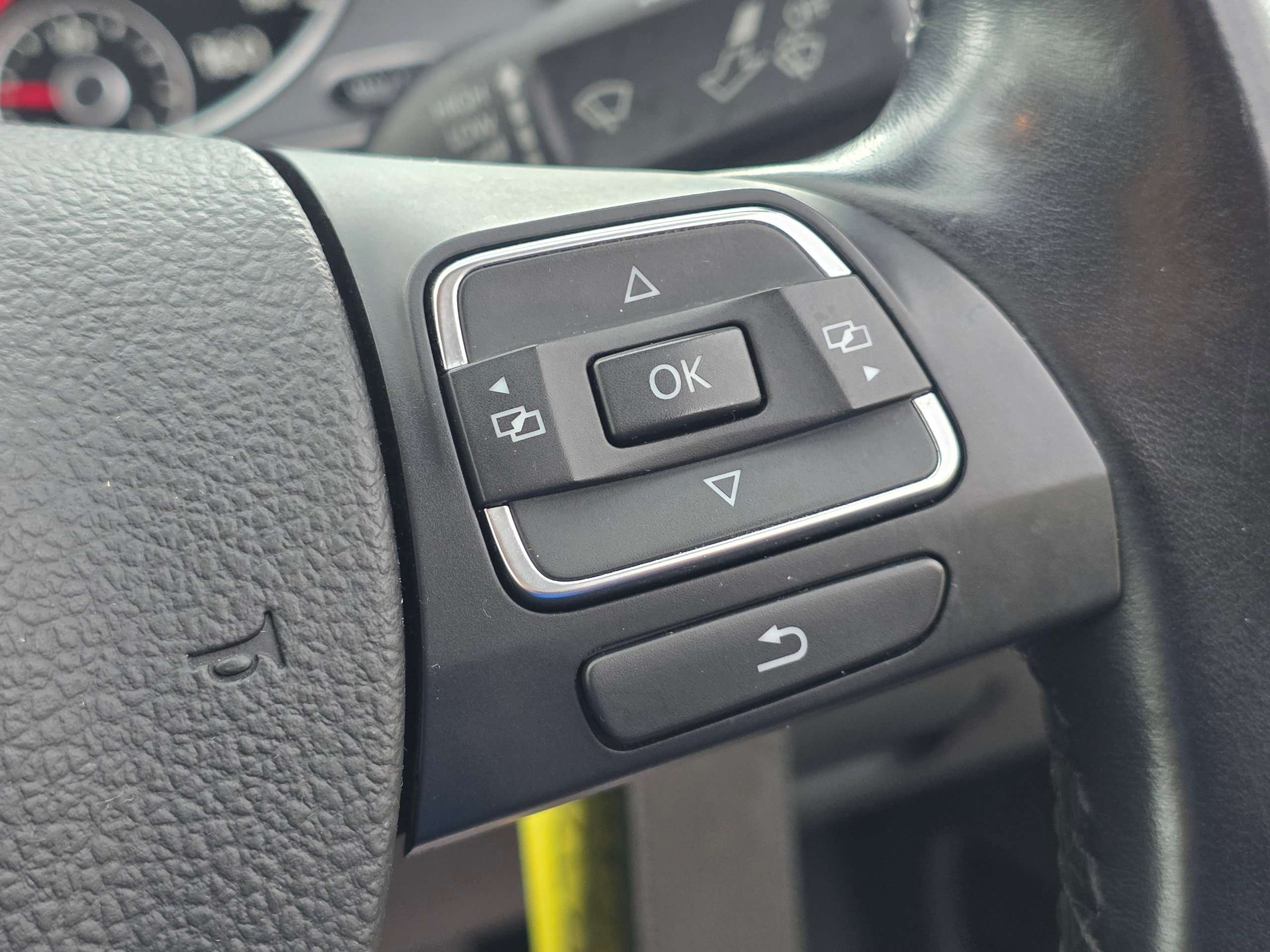2013 VOLKSWAGEN PASSAT 2013 VOLKSWAGEN PASSAT