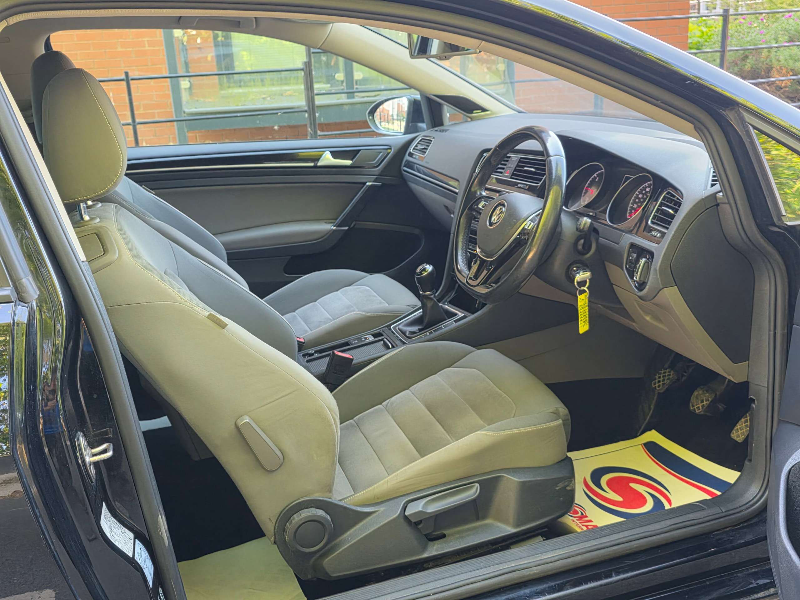 2015 VOLKSWAGEN GOLF 2015 VOLKSWAGEN GOLF