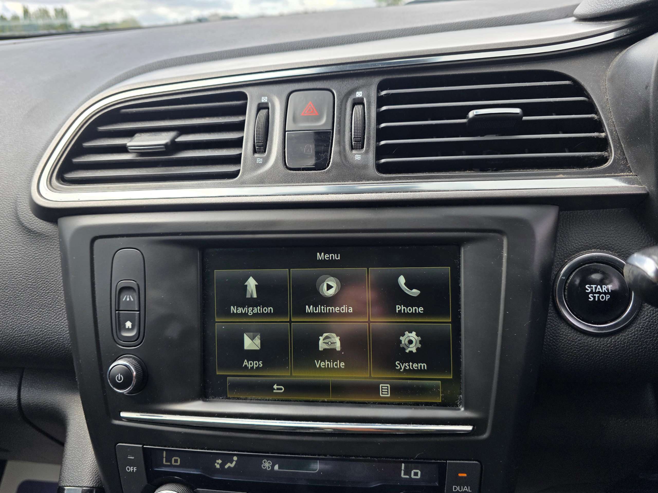 2016 RENAULT KADJAR 2016 RENAULT KADJAR