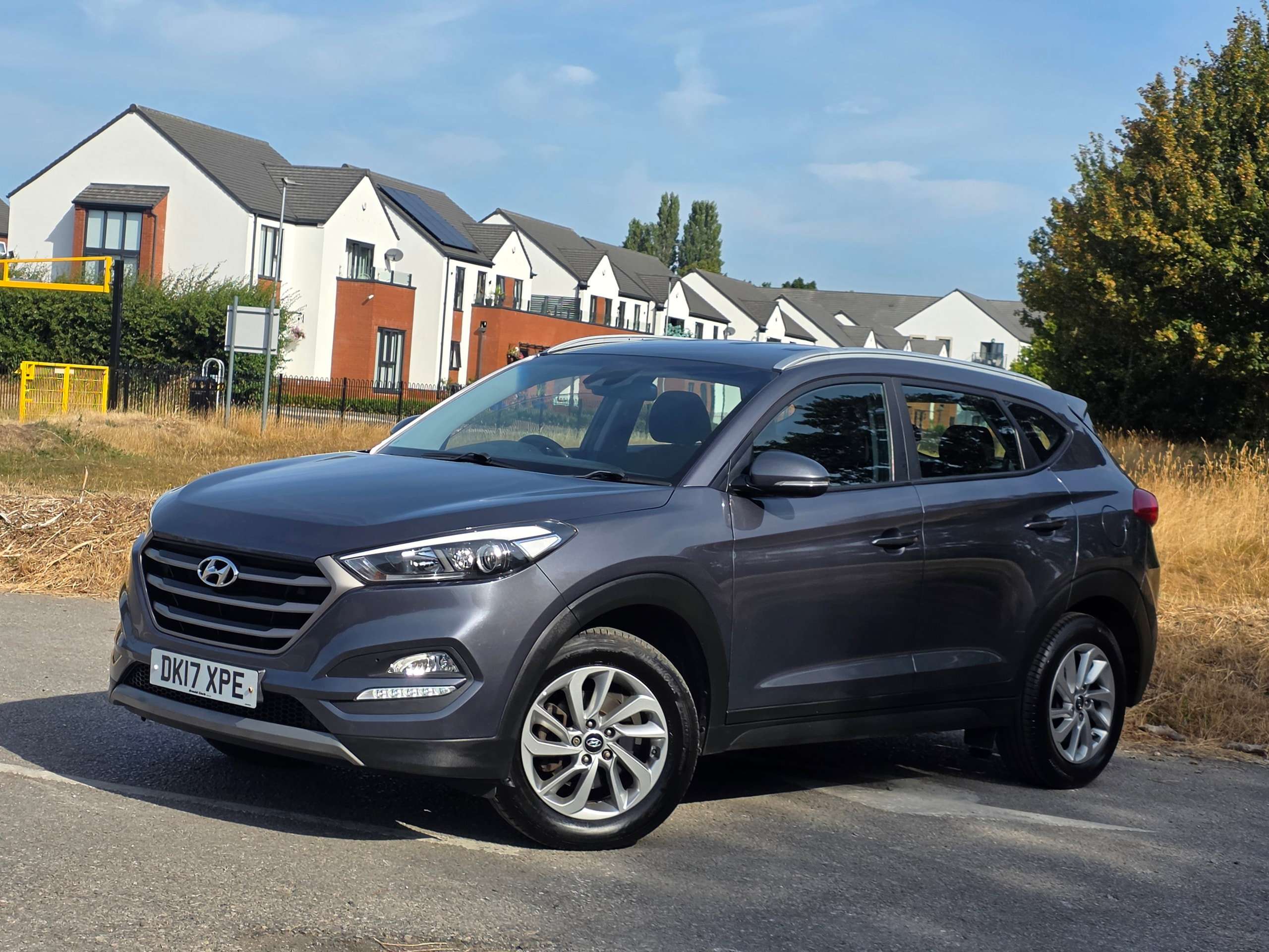 A 2017 HYUNDAI TUCSON 1.7 CRDi Blue Drive SE Nav SUV 5dr Diesel Manual Euro 6 (s/s) (116 ps) A 2017 HYUNDAI TUCSON 1.7 CRDi Blue Drive SE Nav SUV 5dr Diesel Manual Euro 6 (s/s) (116 ps)