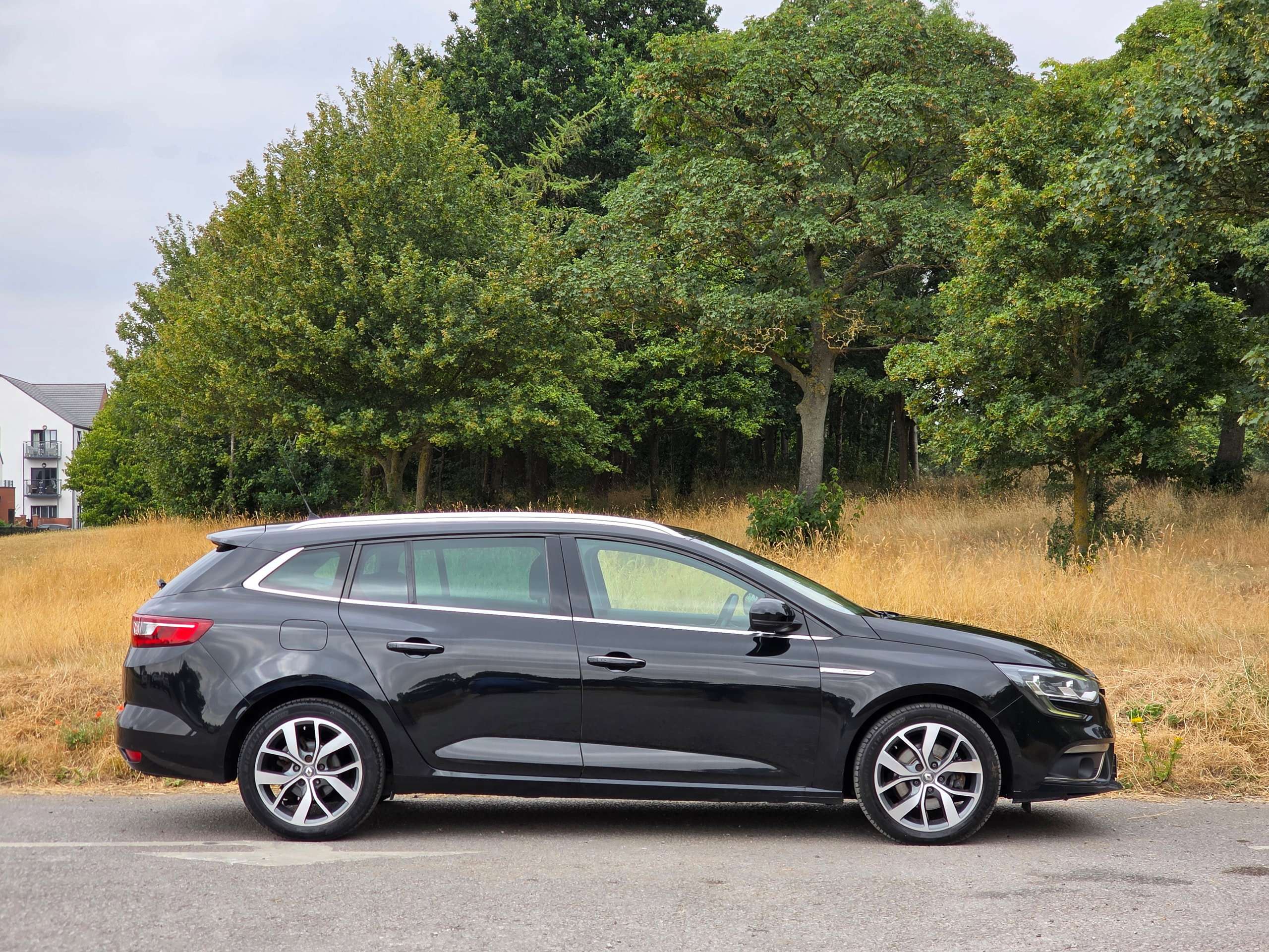 2017 RENAULT MEGANE 2017 RENAULT MEGANE