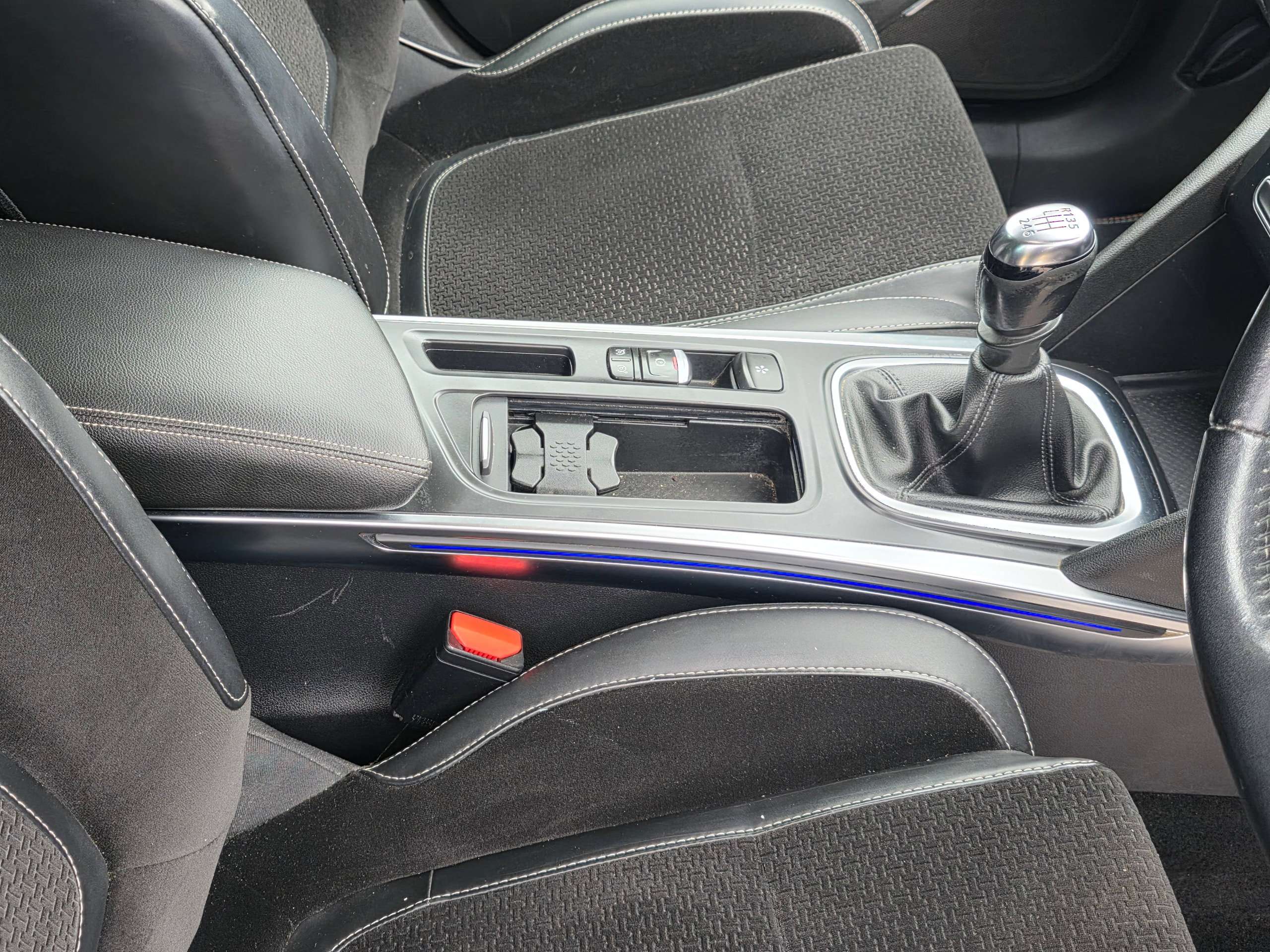 2017 RENAULT MEGANE 2017 RENAULT MEGANE