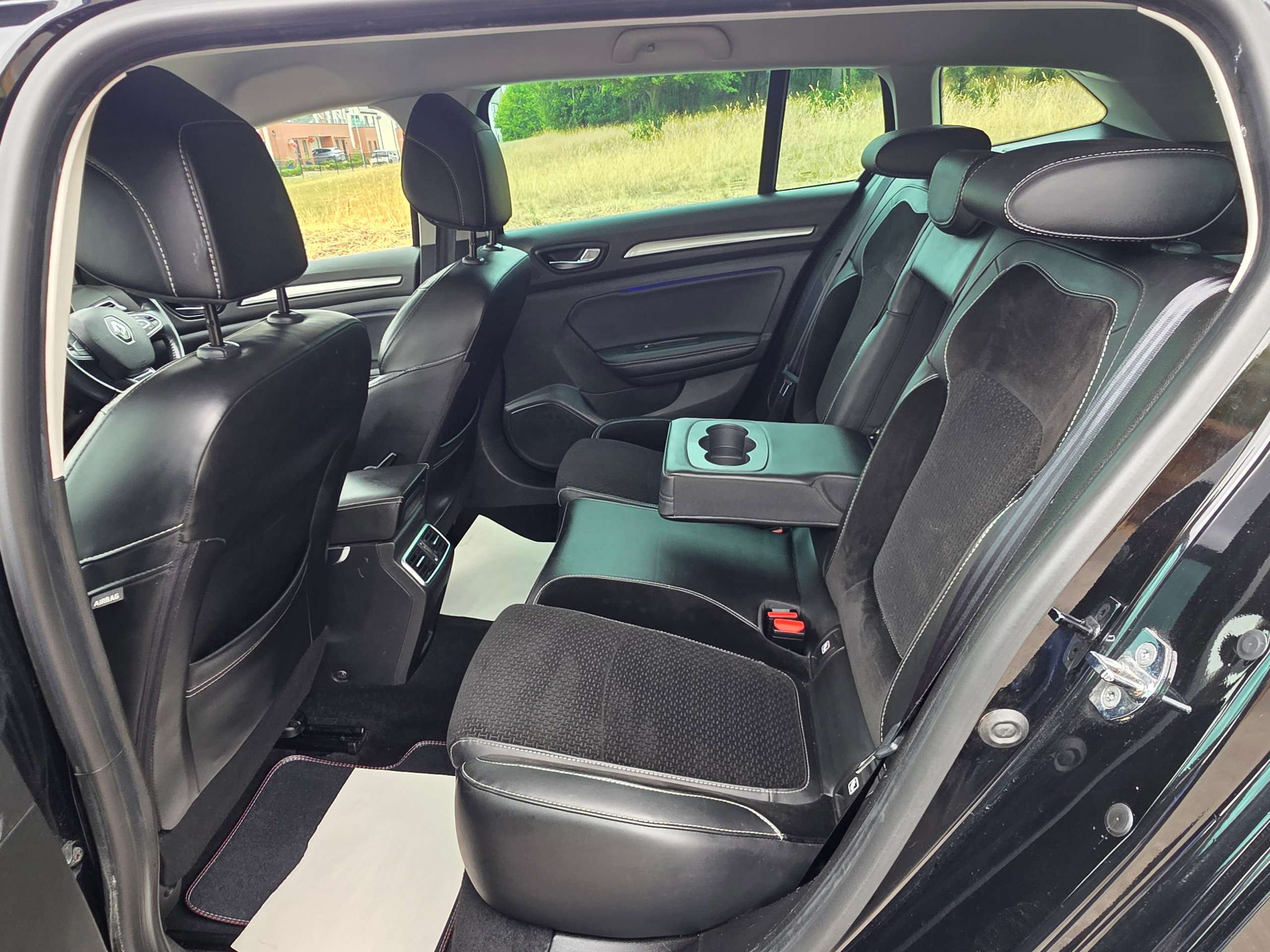2017 RENAULT MEGANE 2017 RENAULT MEGANE