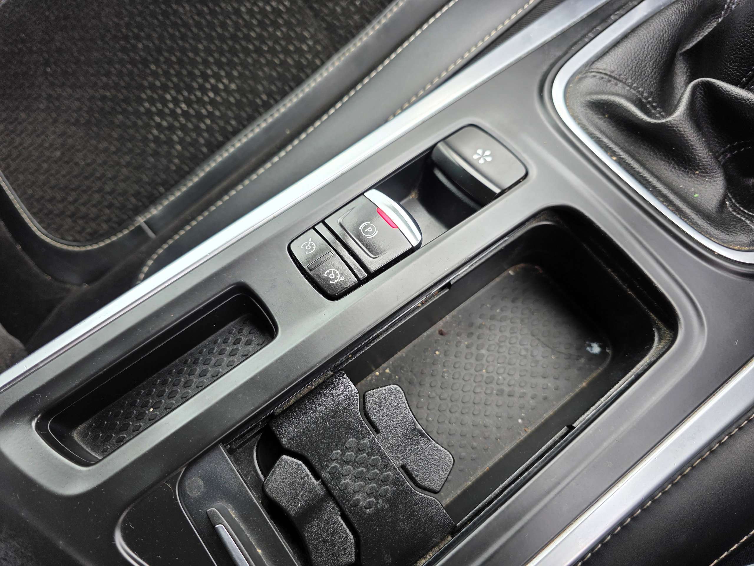 2017 RENAULT MEGANE 2017 RENAULT MEGANE